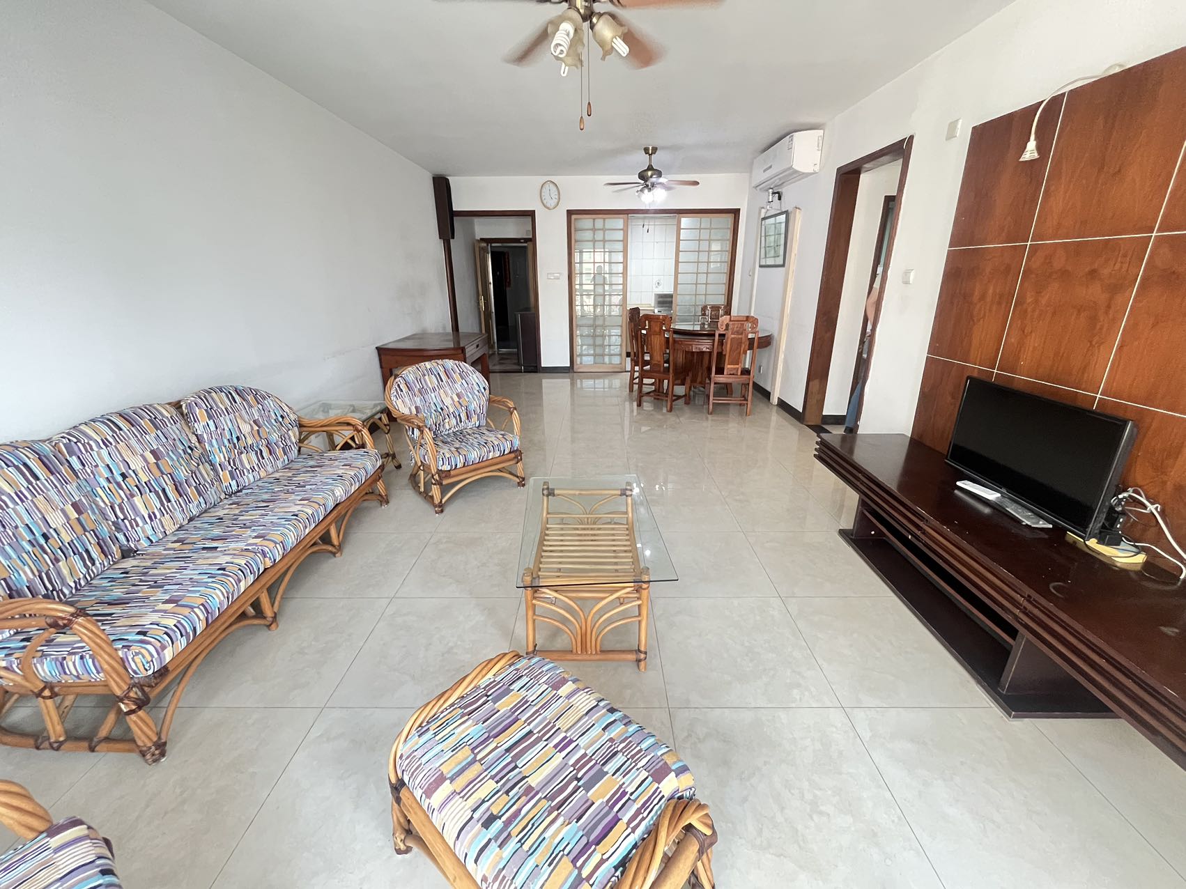 置地花园 4室2厅1卫 180.0万 置地花园 4室2厅1卫 180.0万室内图