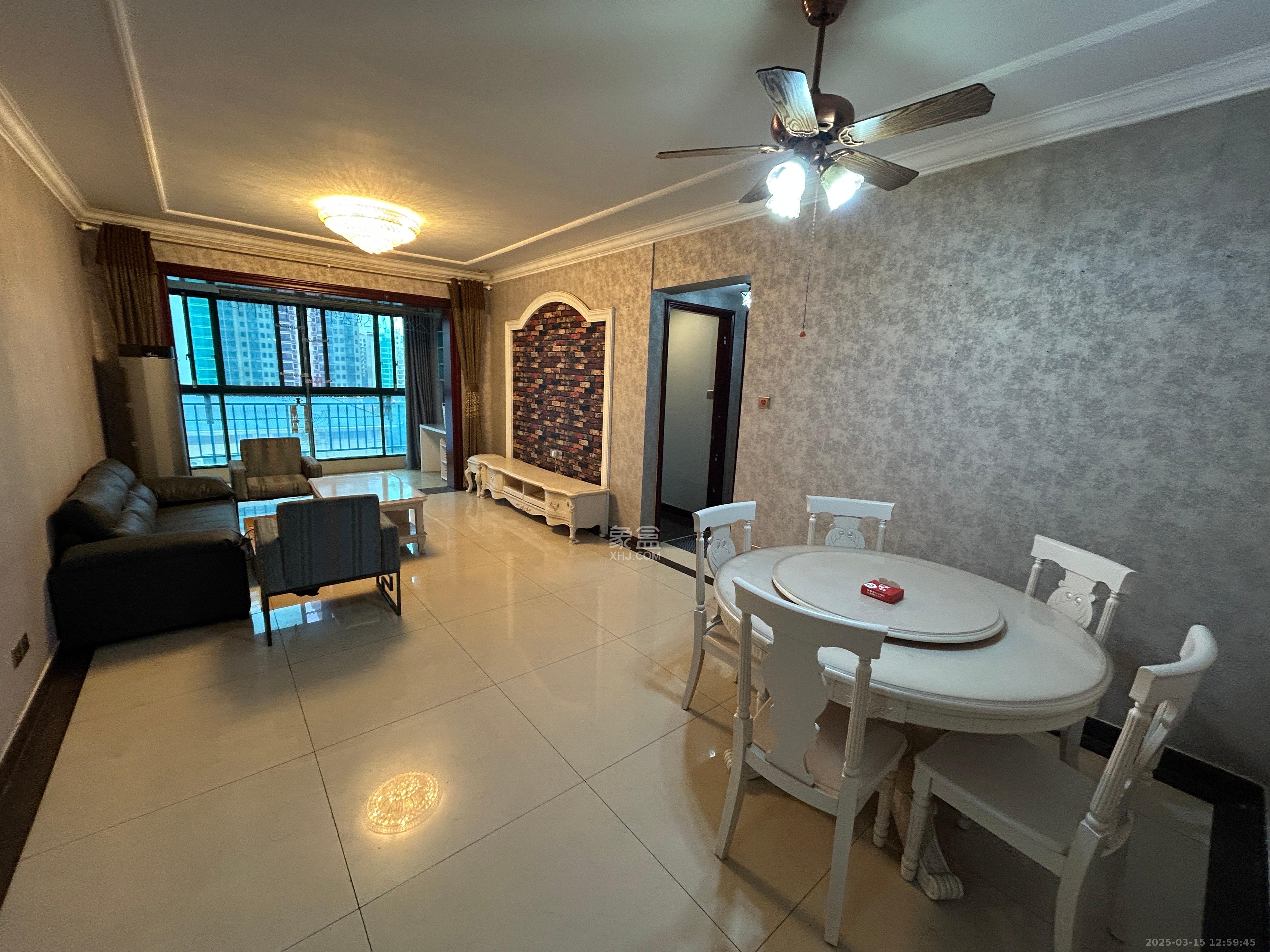 恒大雅苑 3室2厅2卫 2500.0元/月 恒大雅苑 3室2厅2卫 2500.0元/月室内图