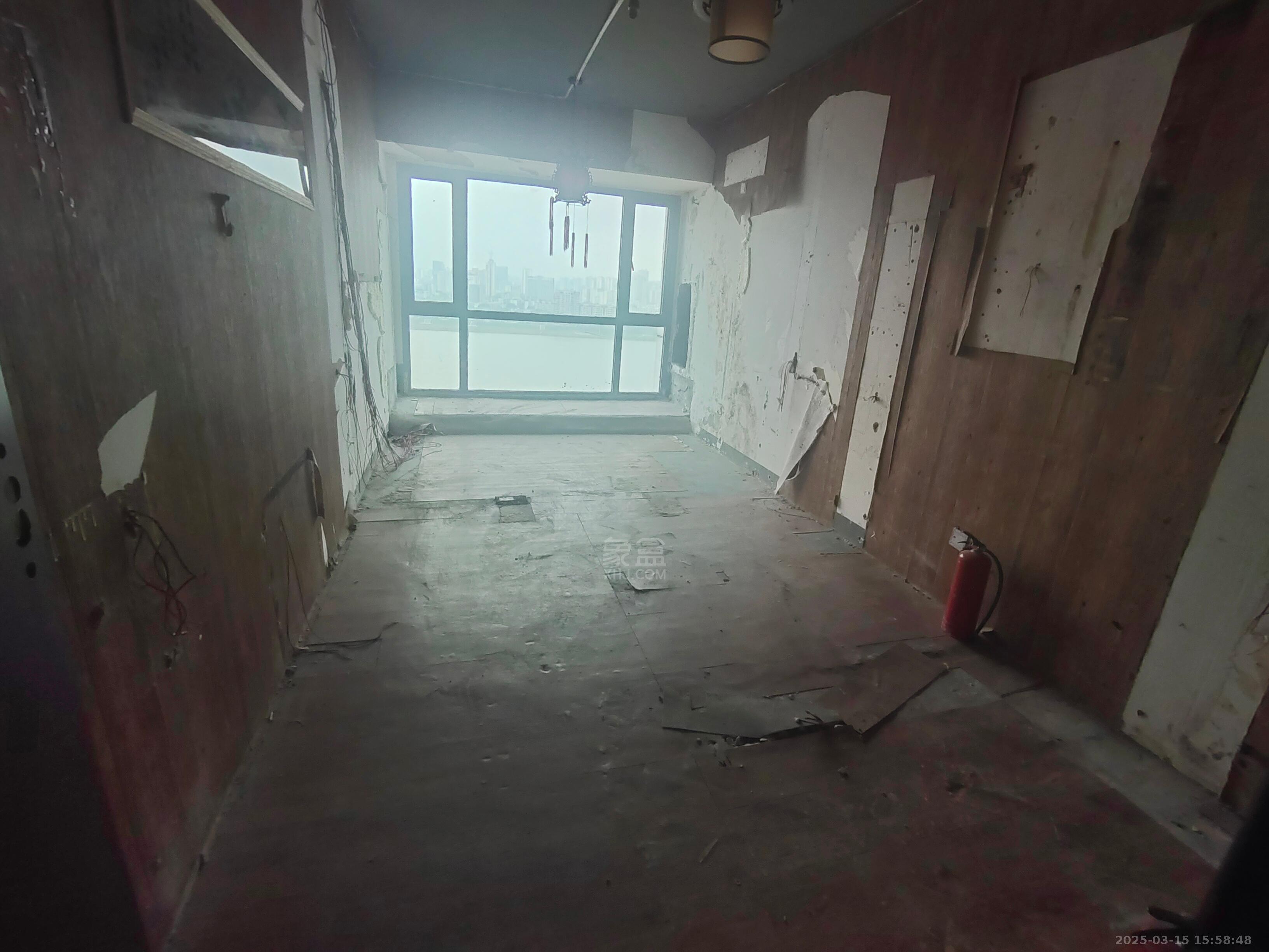 大汉希尔顿  1室1厅0卫    7000.0元/月 大汉希尔顿  1室1厅0卫    7000.0元/月室内图