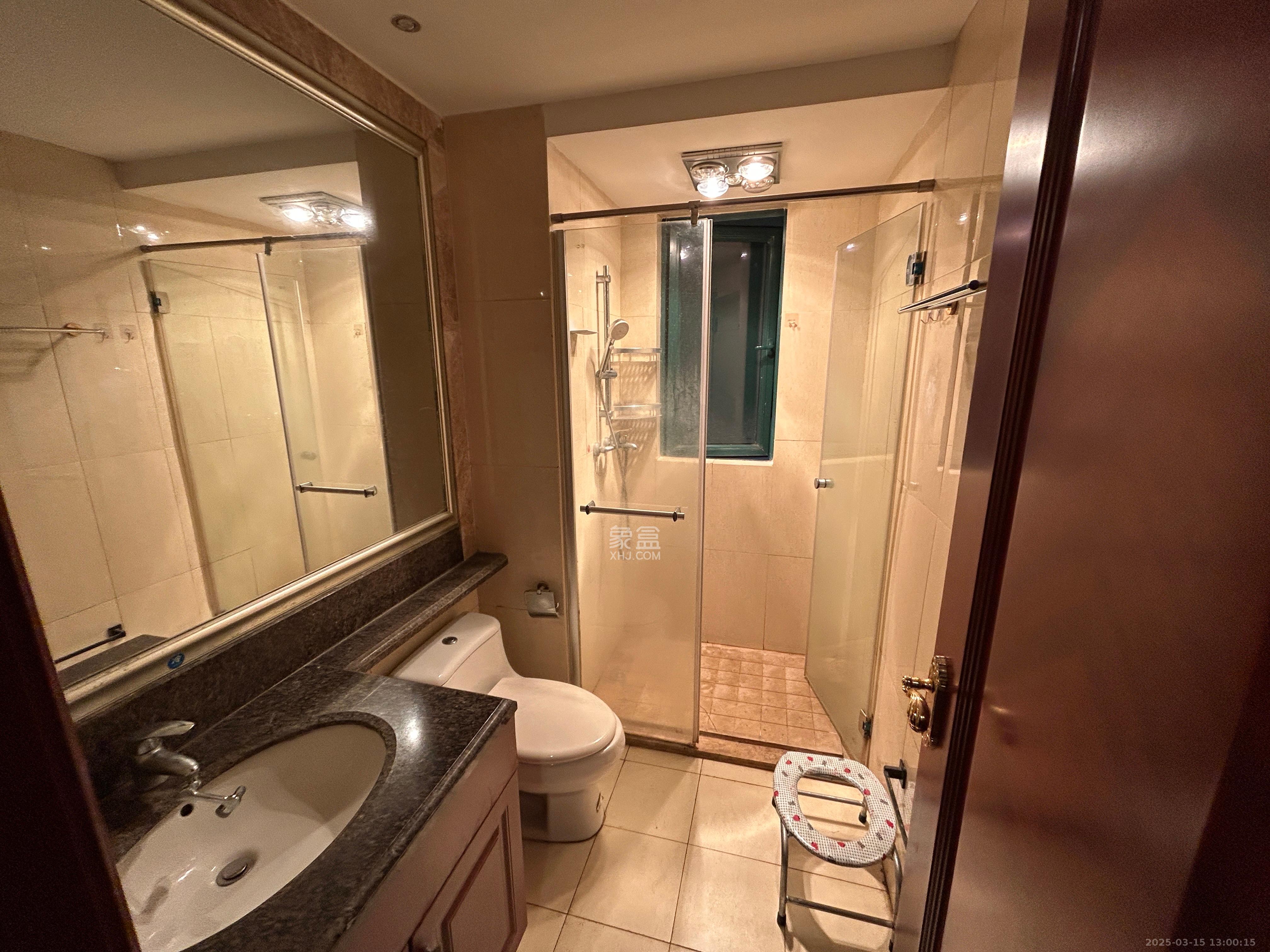 恒大雅苑 3室2厅2卫 2500.0元/月 恒大雅苑 3室2厅2卫 2500.0元/月室内图