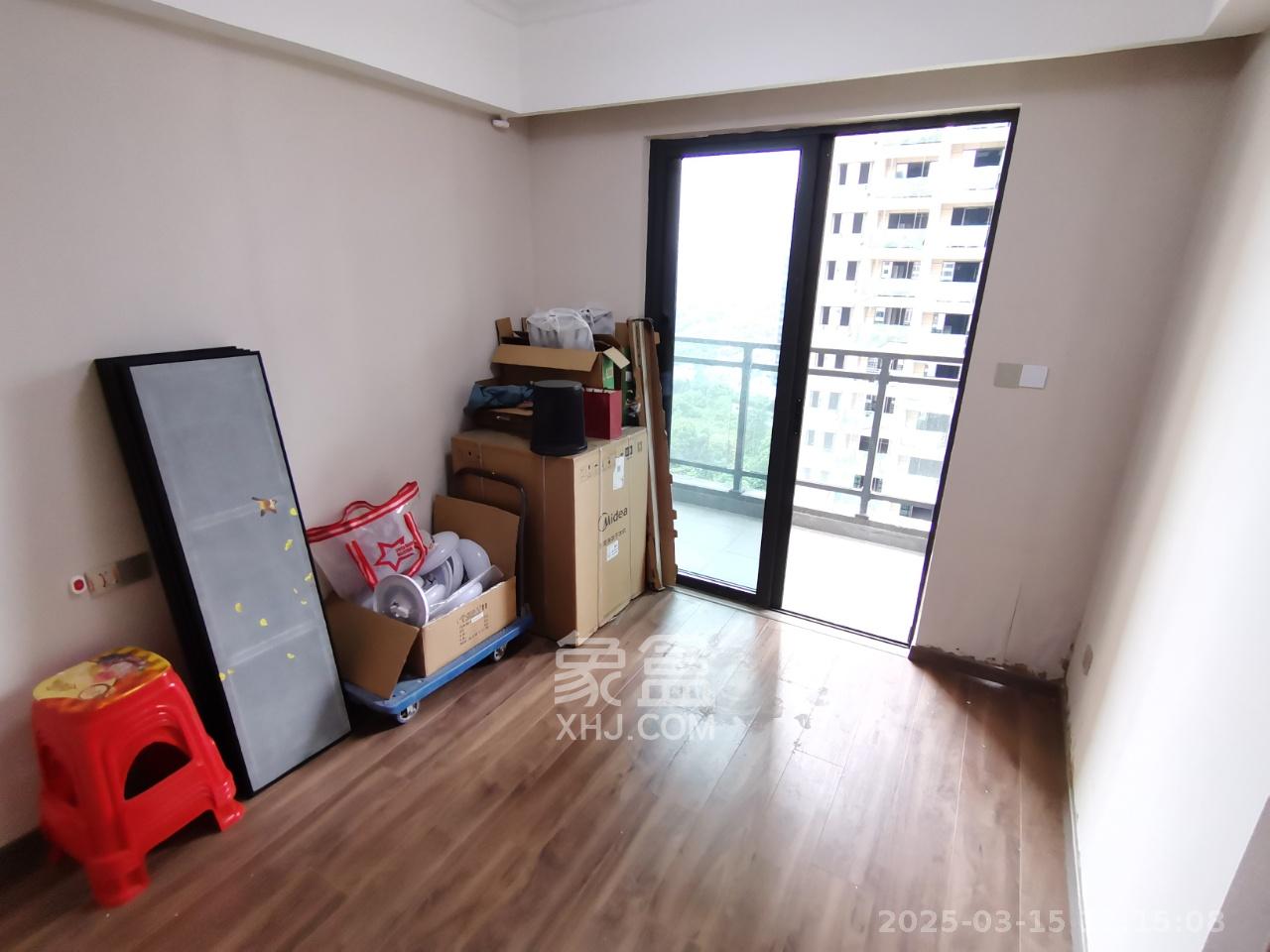 梦想新天地  4室2厅2卫   3600.00元/月室内图