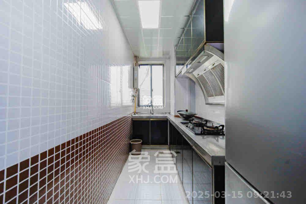 瑞都华庭(华庭美苑) 2室2厅1卫 1800.0元/月 瑞都华庭(华庭美苑) 2室2厅1卫 1800.0元/月室内图