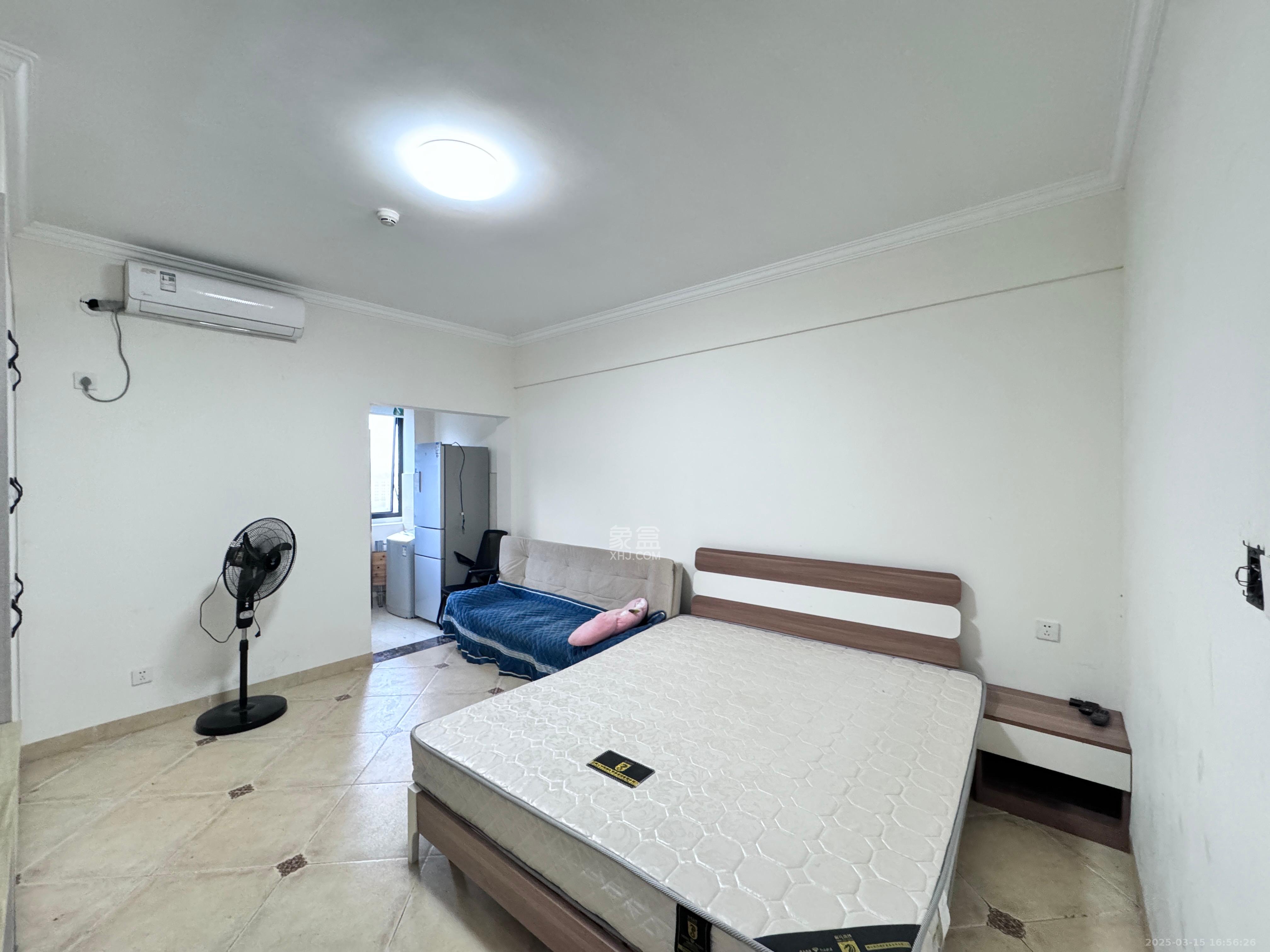 未来漫城 1室1厅1卫 1400.0元/月 未来漫城 1室1厅1卫 1400.0元/月室内图