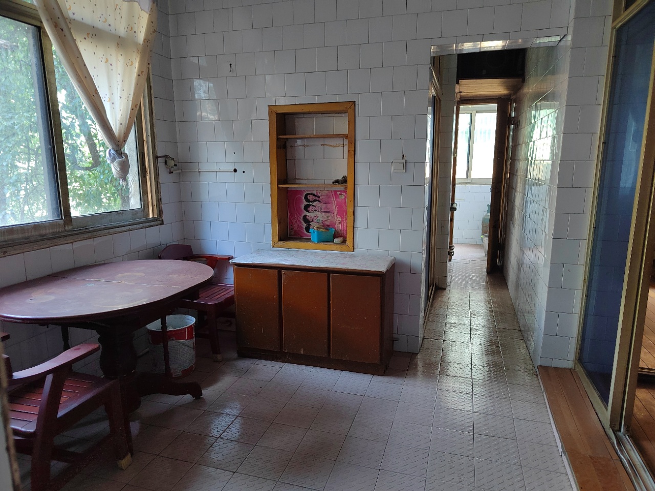 全丰小区 3室2厅1卫 600.0元/月 全丰小区 3室2厅1卫 600.0元/月室内图