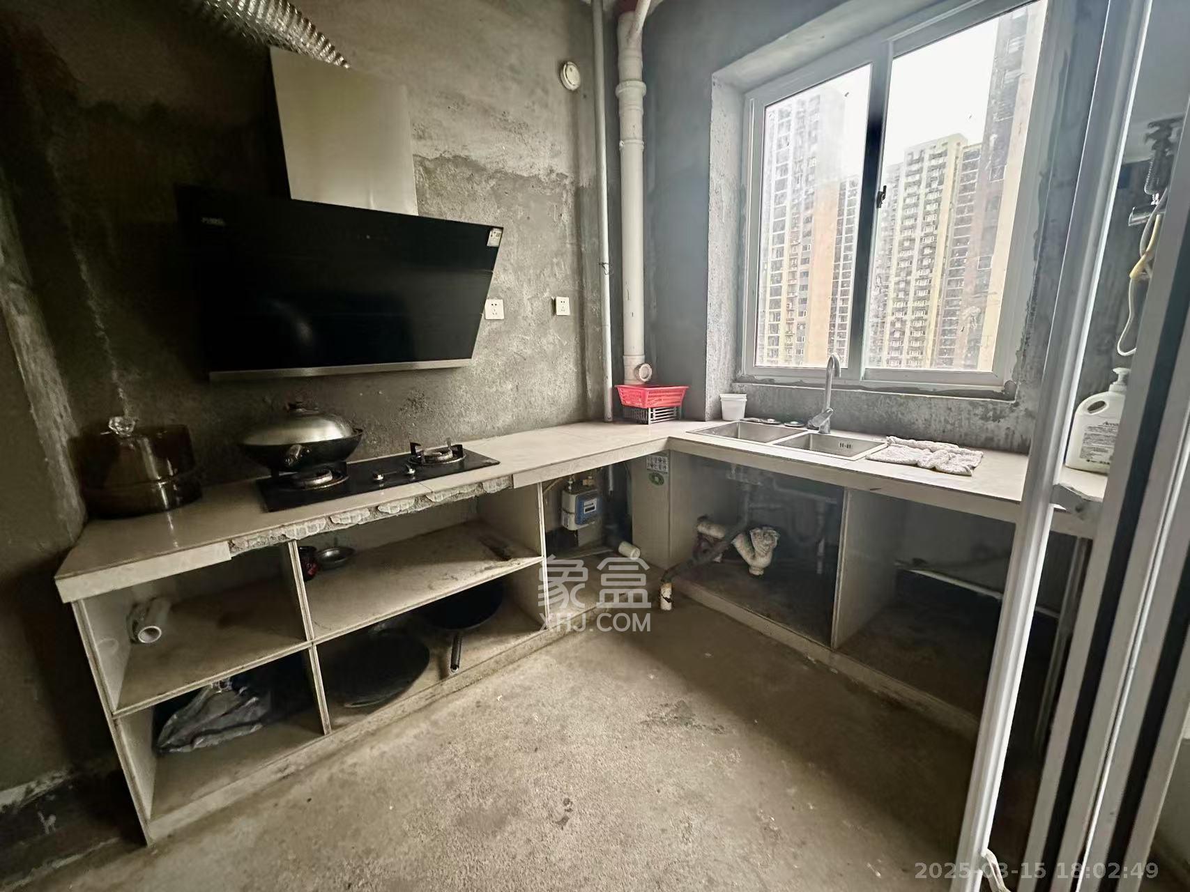 洋湖和园(福联嘉苑) 3室2厅2卫 2000.0元/月 洋湖和园(福联嘉苑) 3室2厅2卫 2000.0元/月室内图