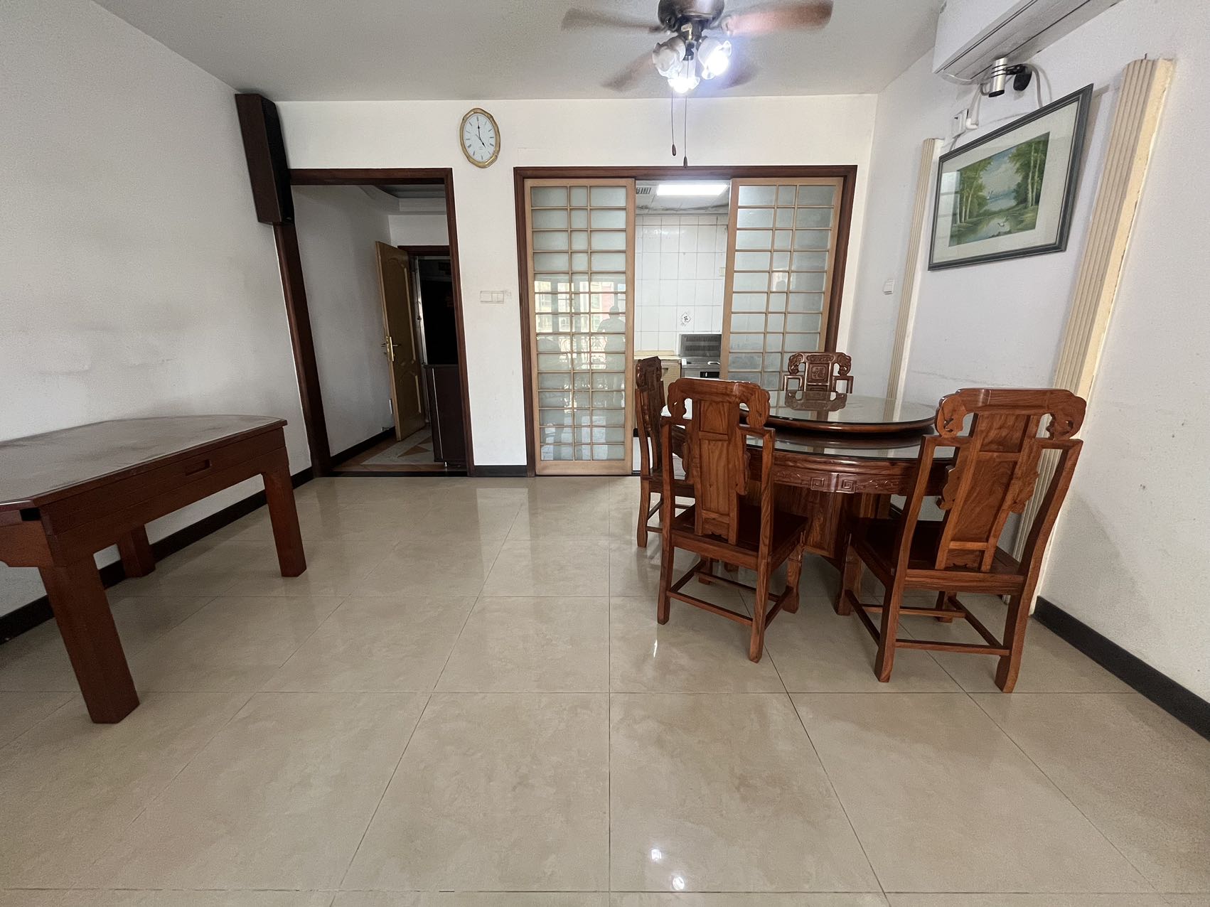 置地花园 4室2厅1卫 180.0万 置地花园 4室2厅1卫 180.0万室内图