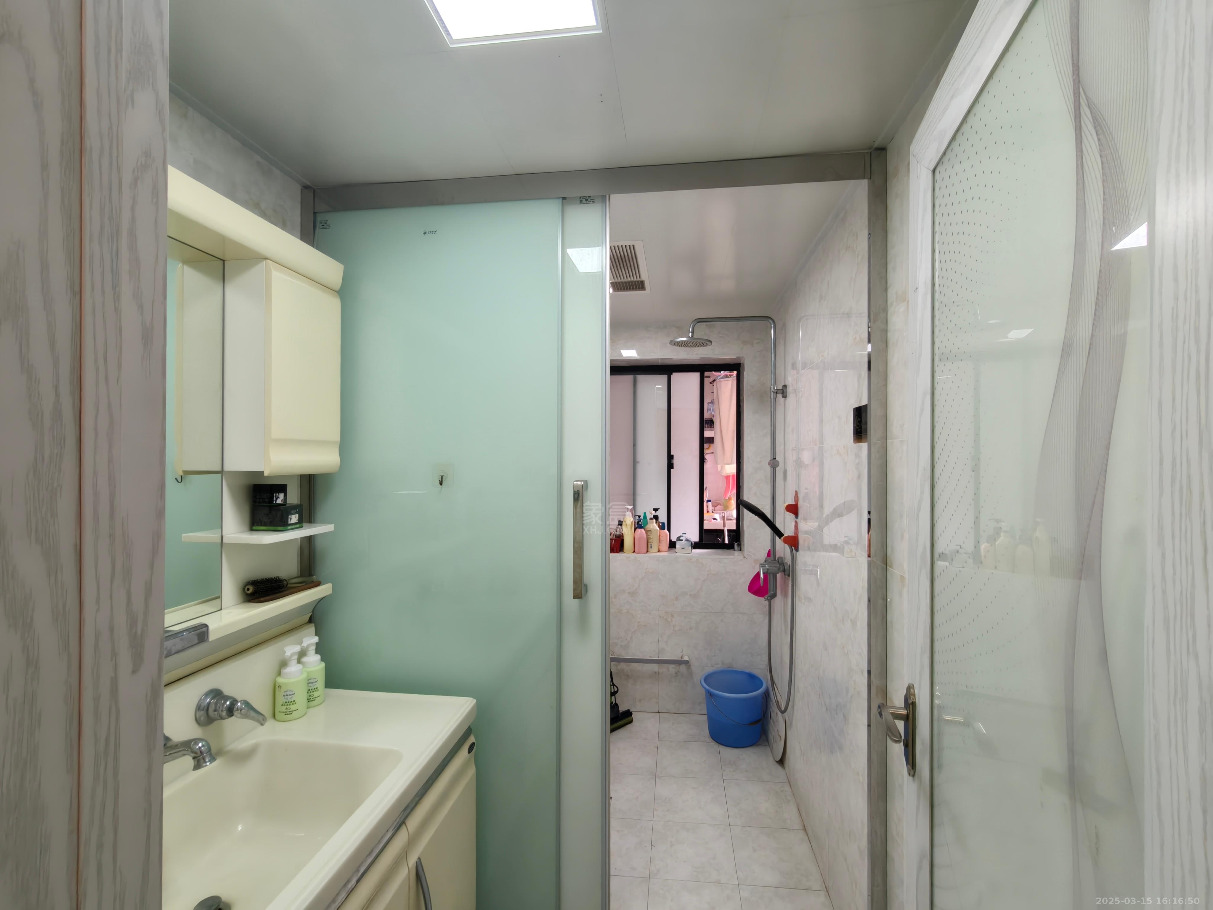 中建御山和苑 3室1厅2卫 2500.0元/月 中建御山和苑 3室1厅2卫 2500.0元/月室内图