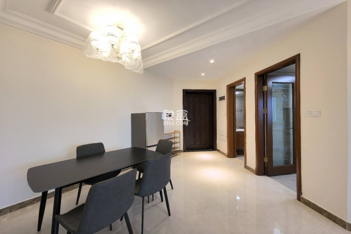 恒大绿洲 2室2厅1卫 1600.0元/月 恒大绿洲 2室2厅1卫 1600.0元/月室内图