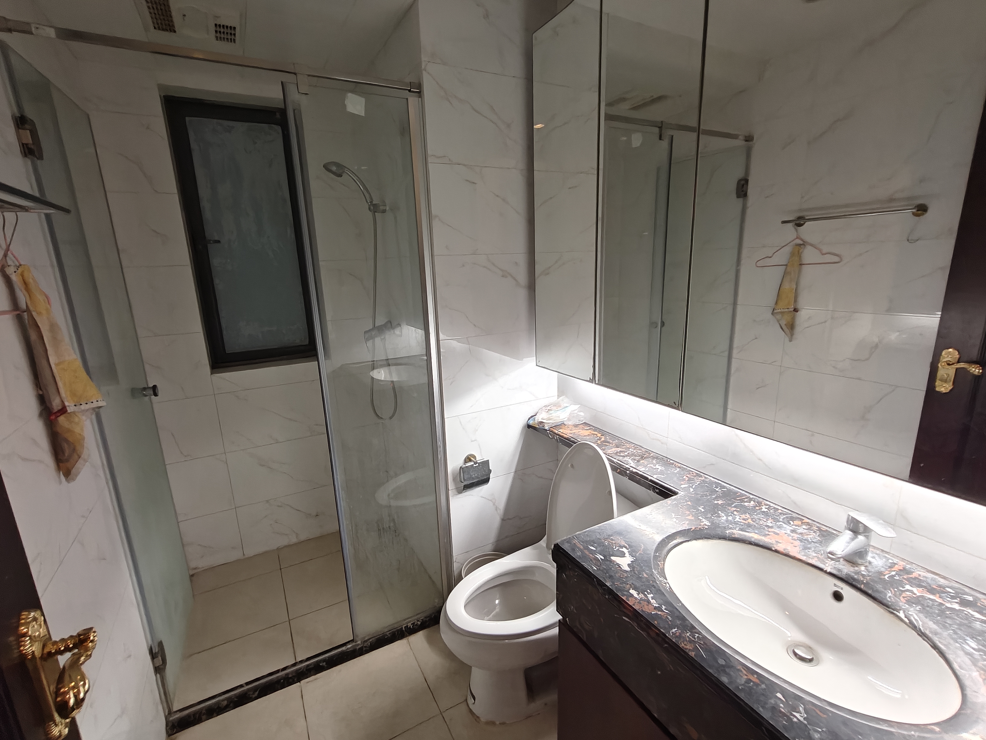 恒大华府 3室1厅1卫 1600.0元/月 恒大华府 3室1厅1卫 1600.0元/月室内图