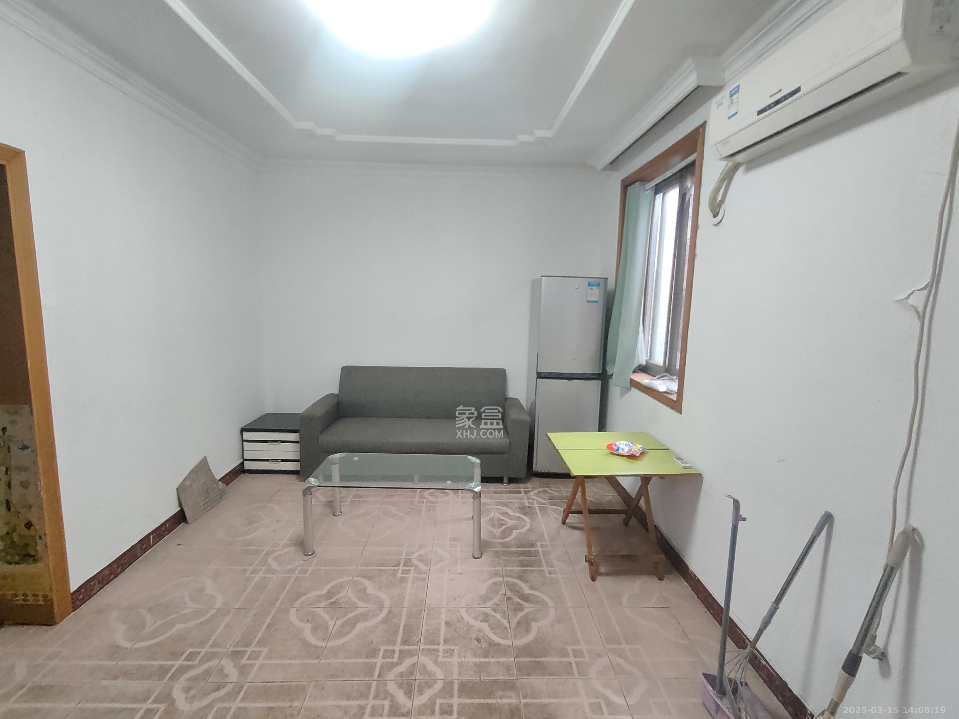 火星一片 2室1厅1卫 1300.0元/月 火星一片 2室1厅1卫 1300.0元/月室内图