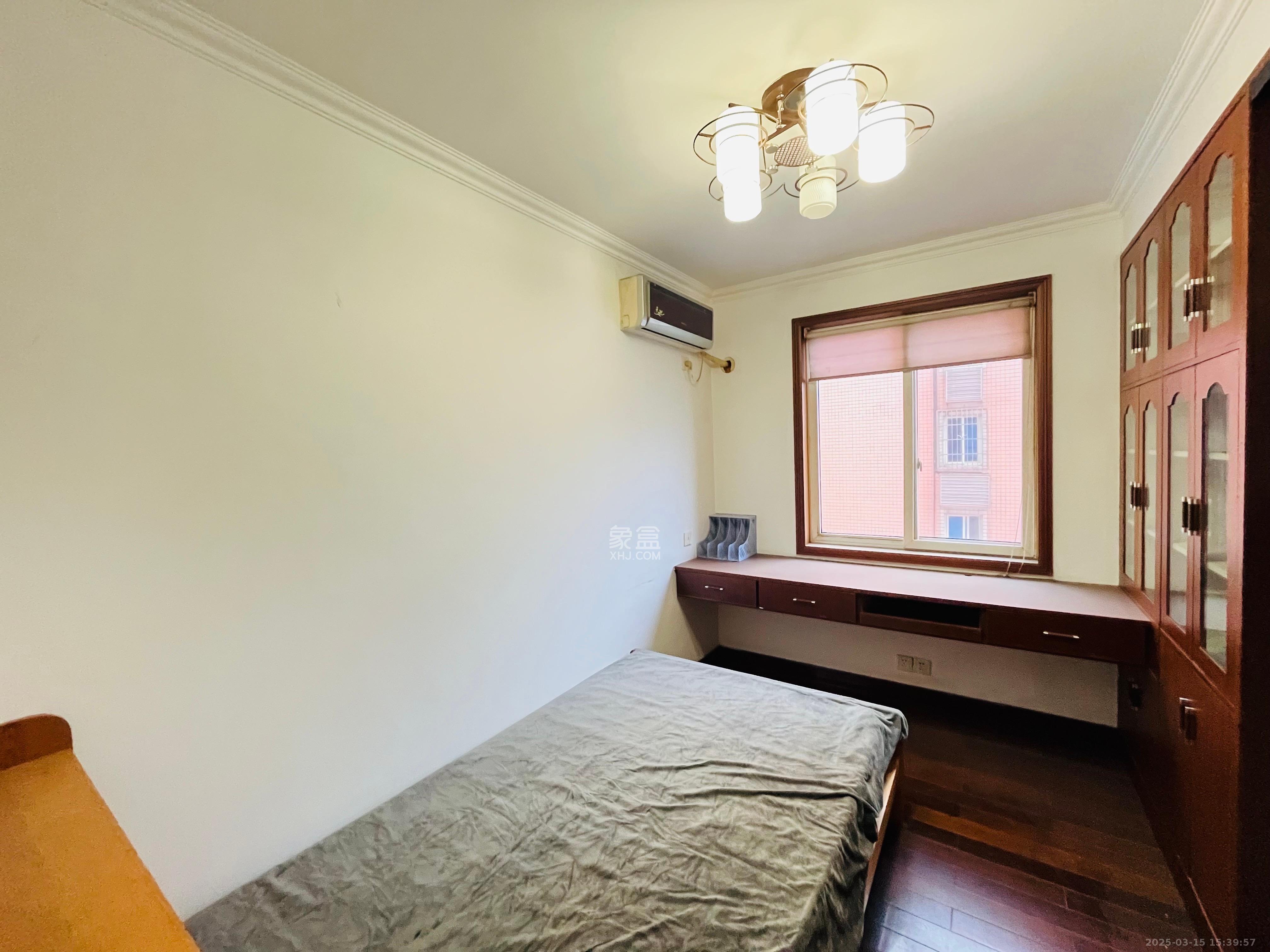 森宇佳园 3室2厅1卫 3200.0元/月 森宇佳园 3室2厅1卫 3200.0元/月室内图