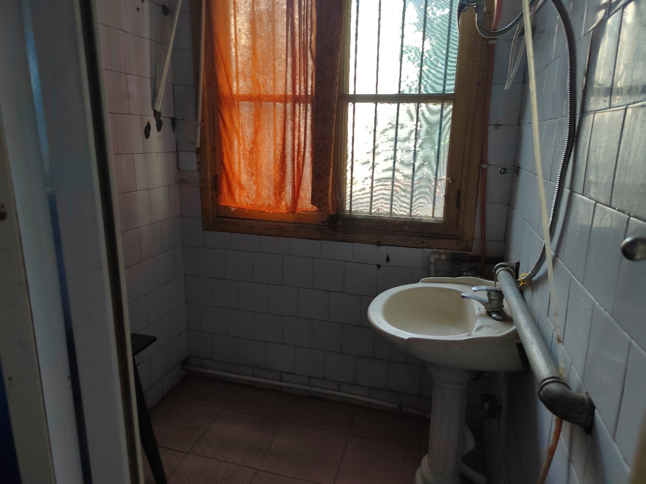 全丰小区 3室2厅1卫 600.0元/月 全丰小区 3室2厅1卫 600.0元/月室内图