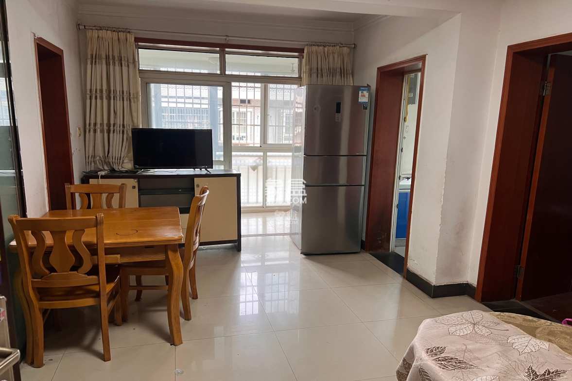 金麓西岸和苑  2室2厅1卫    1200.0元/月 金麓西岸和苑  2室2厅1卫    1200.0元/月室内图