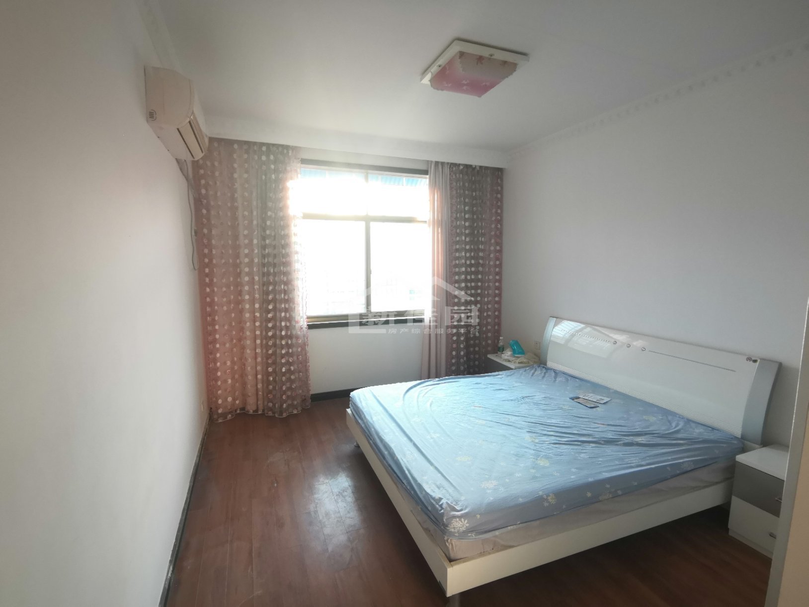 颐乐新村北苑 4室2厅2卫 1700.0元/月 颐乐新村北苑 4室2厅2卫 1700.0元/月室内图