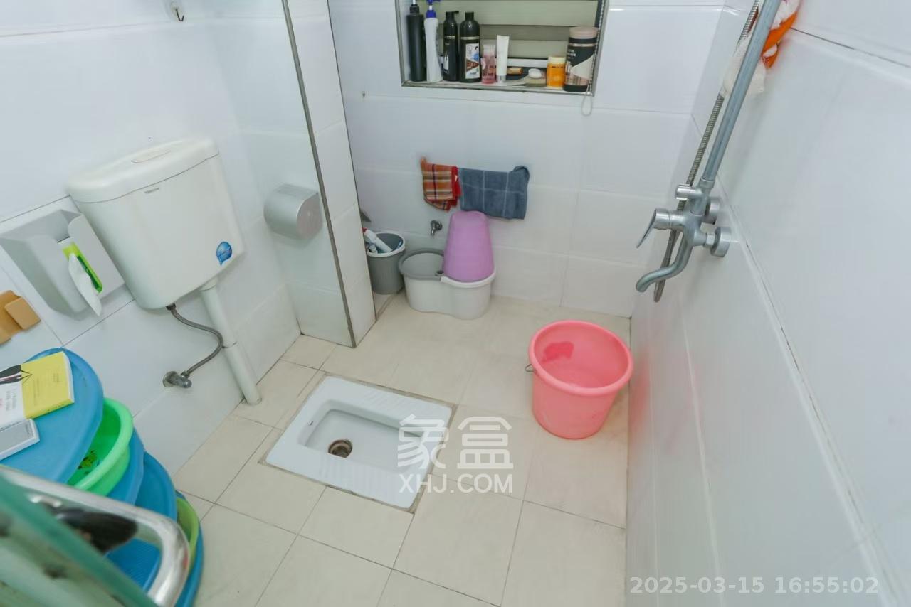 莱茵城 3室2厅1卫 2200.0元/月 莱茵城 3室2厅1卫 2200.0元/月室内图