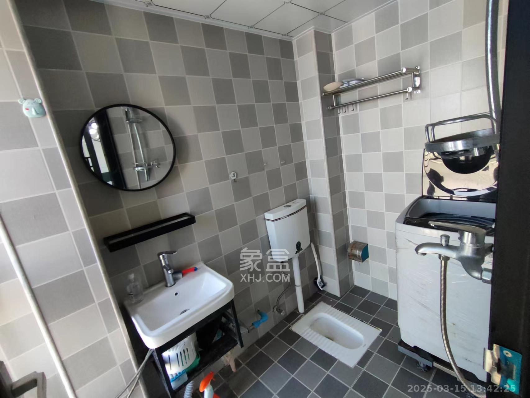 东一国际 1室1厅1卫 2000.0元/月 东一国际 1室1厅1卫 2000.0元/月室内图