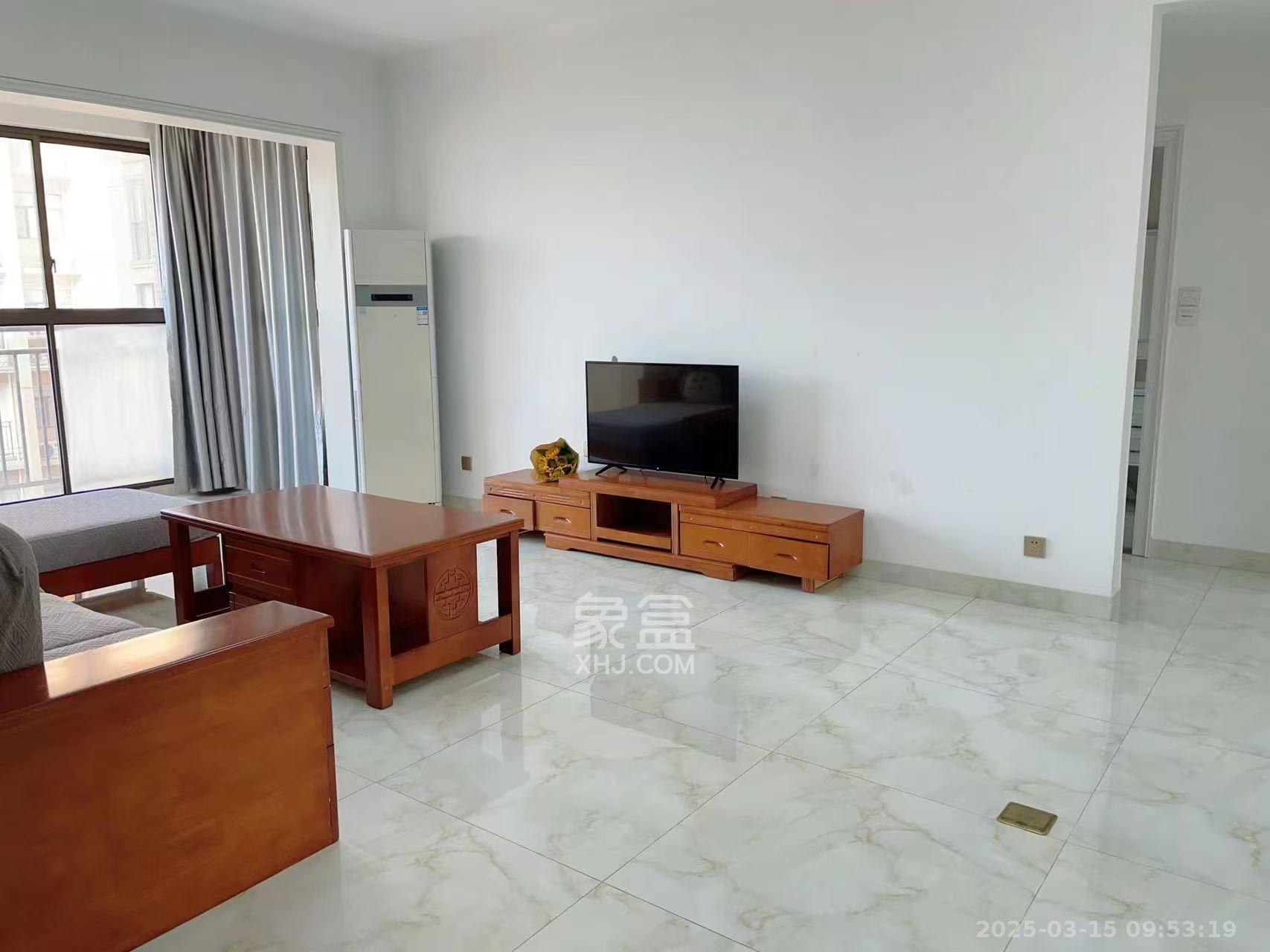 德润小区(丰升德润小区) 2室2厅1卫 2500.0元/月 德润小区(丰升德润小区) 2室2厅1卫 2500.0元/月室内图