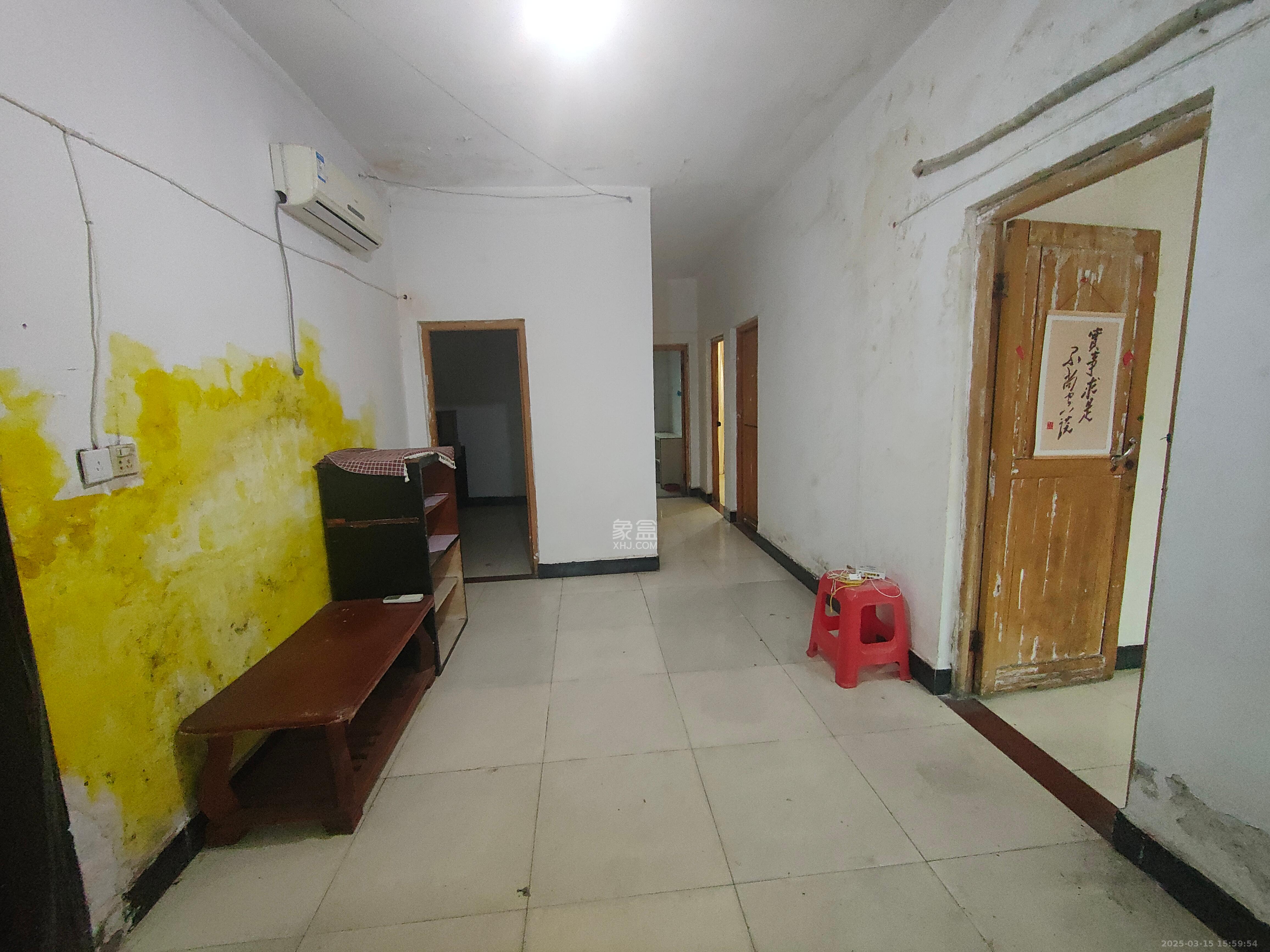 新合四村 4室3厅2卫 1500.0元/月 新合四村 4室3厅2卫 1500.0元/月室内图