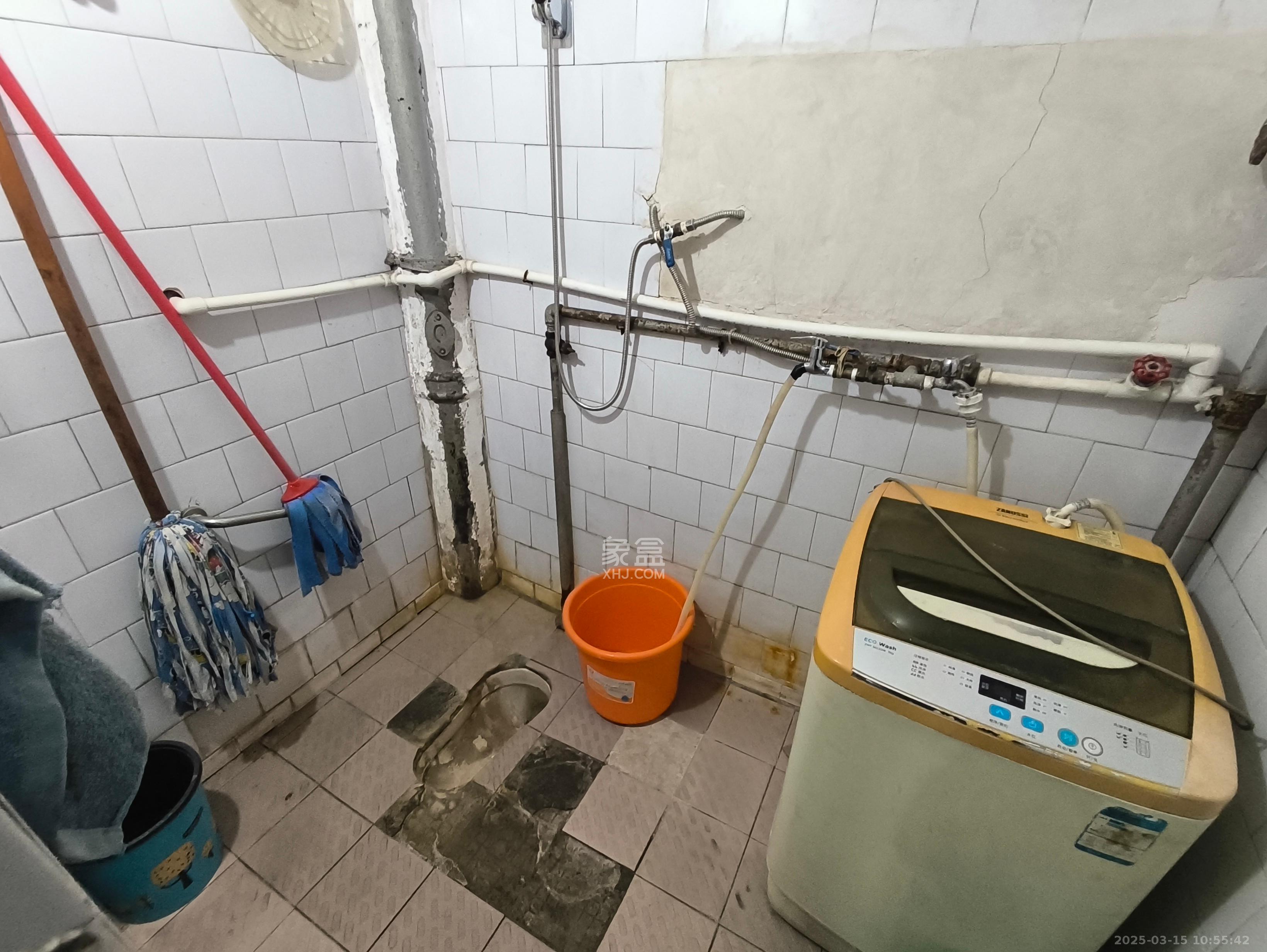 建工集团单位房  3室2厅1卫    1800.0元/月室内图