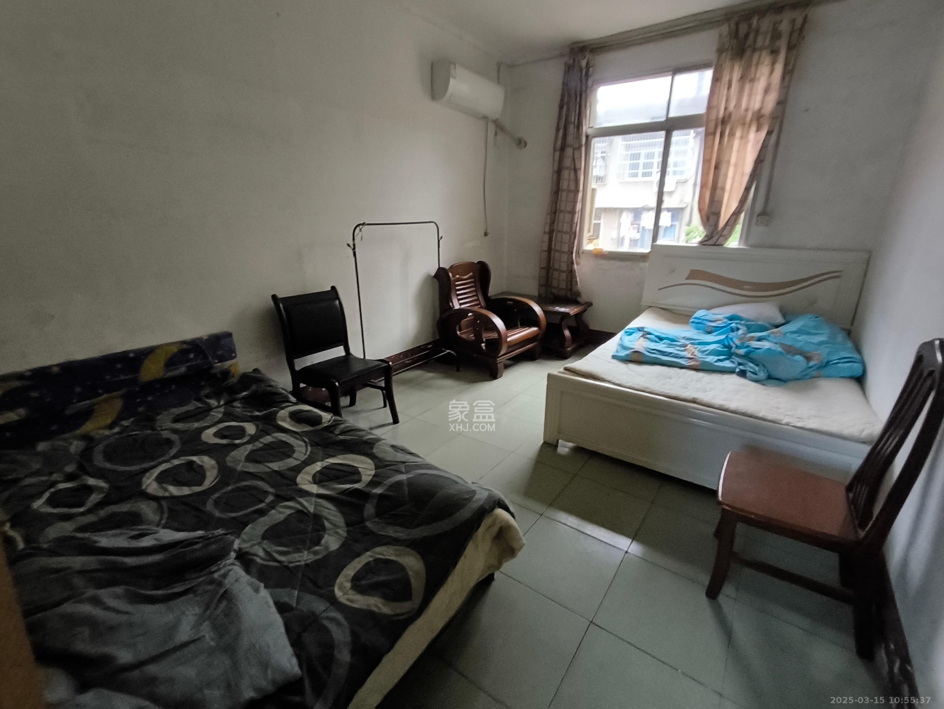 建工集团单位房  3室2厅1卫    1800.0元/月室内图