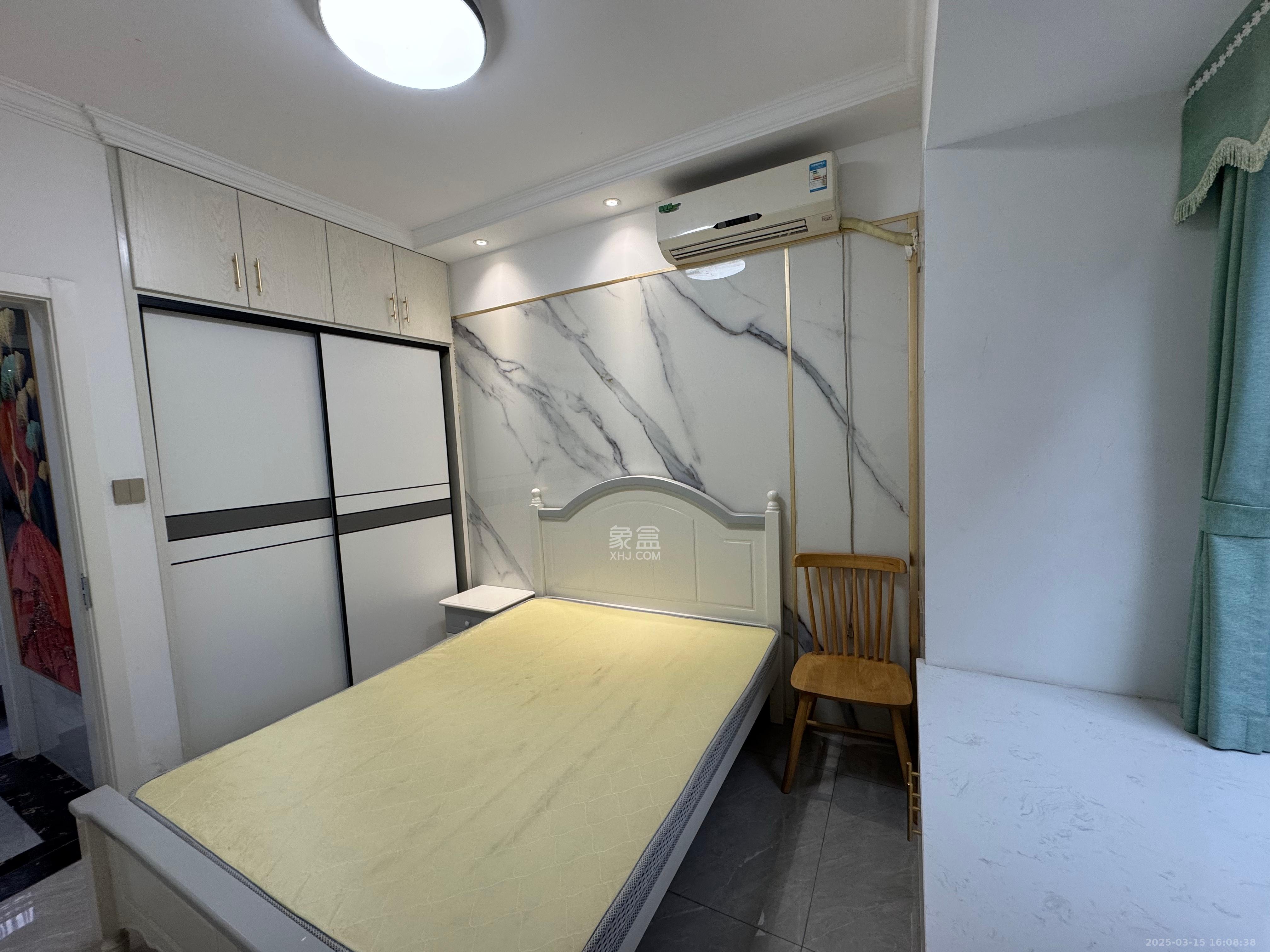 保利东郡 3室2厅1卫 1680.0元/月 保利东郡 3室2厅1卫 1680.0元/月室内图