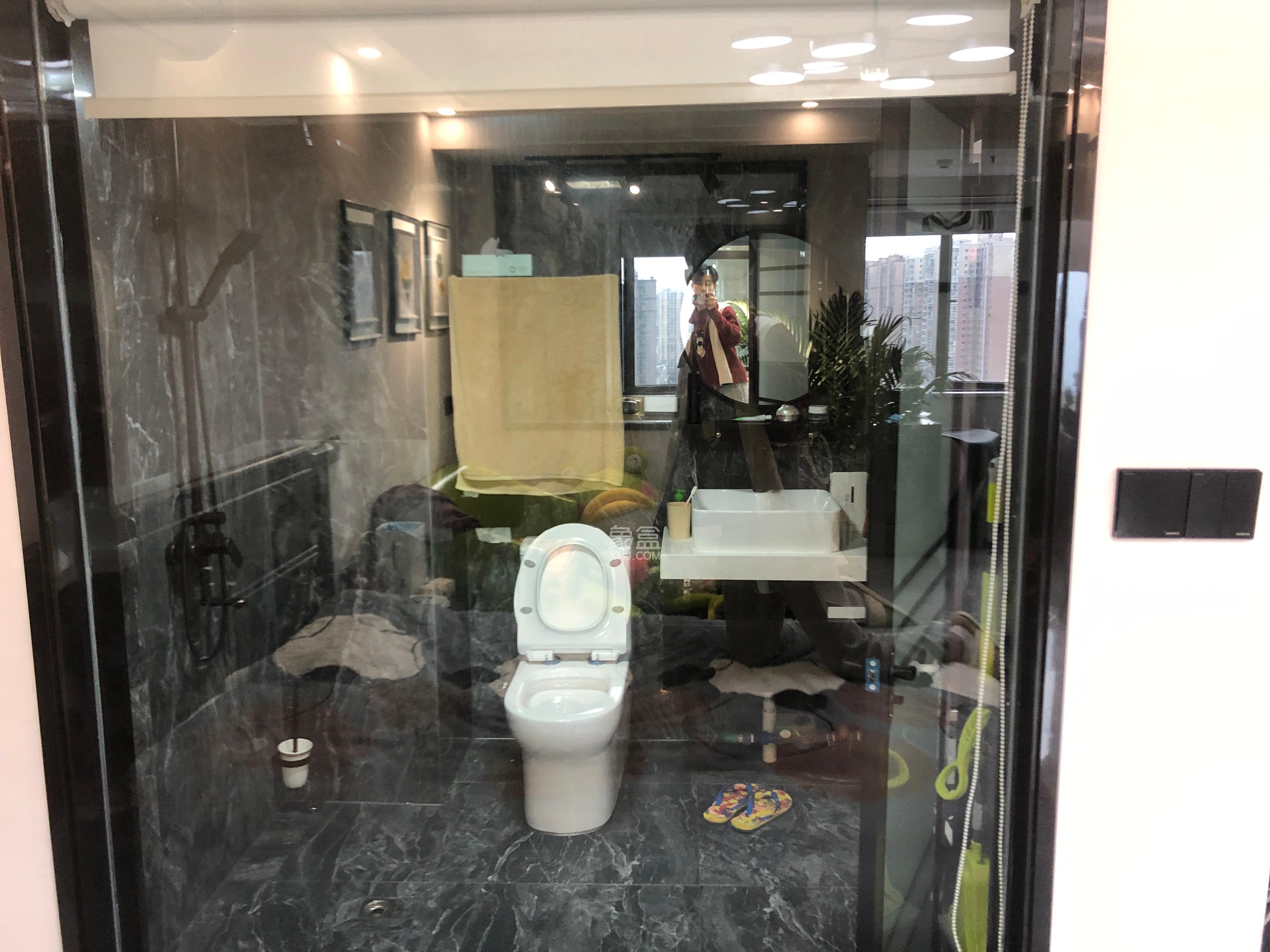 国泰九龙湾 1室1厅1卫 1500.0元/月 国泰九龙湾 1室1厅1卫 1500.0元/月室内图