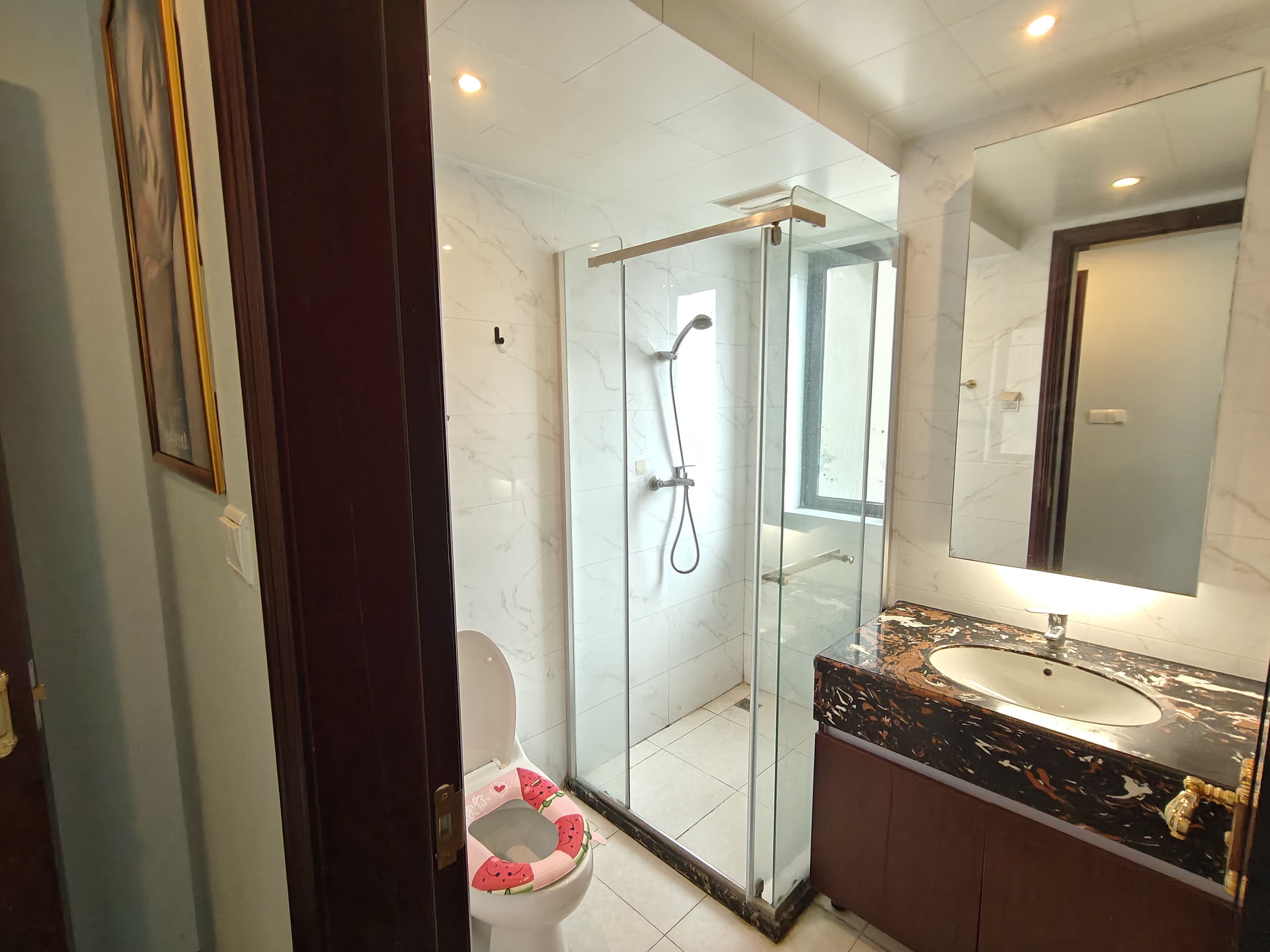 恒大华府 3室2厅2卫 1700.0元/月 恒大华府 3室2厅2卫 1700.0元/月室内图