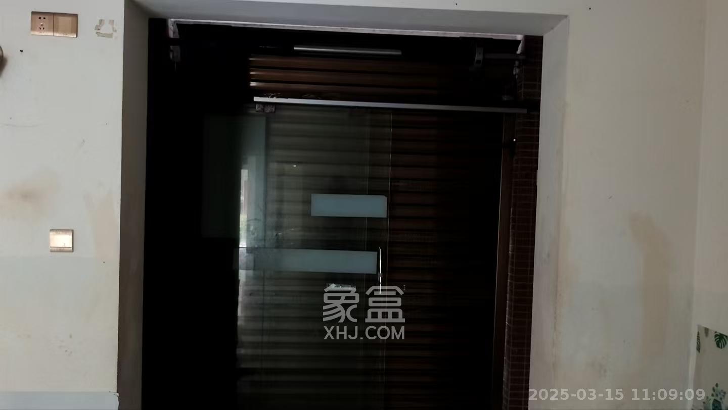 星城新宇川河苑 2室2厅1卫 3400.0元/月 星城新宇川河苑 2室2厅1卫 3400.0元/月室内图