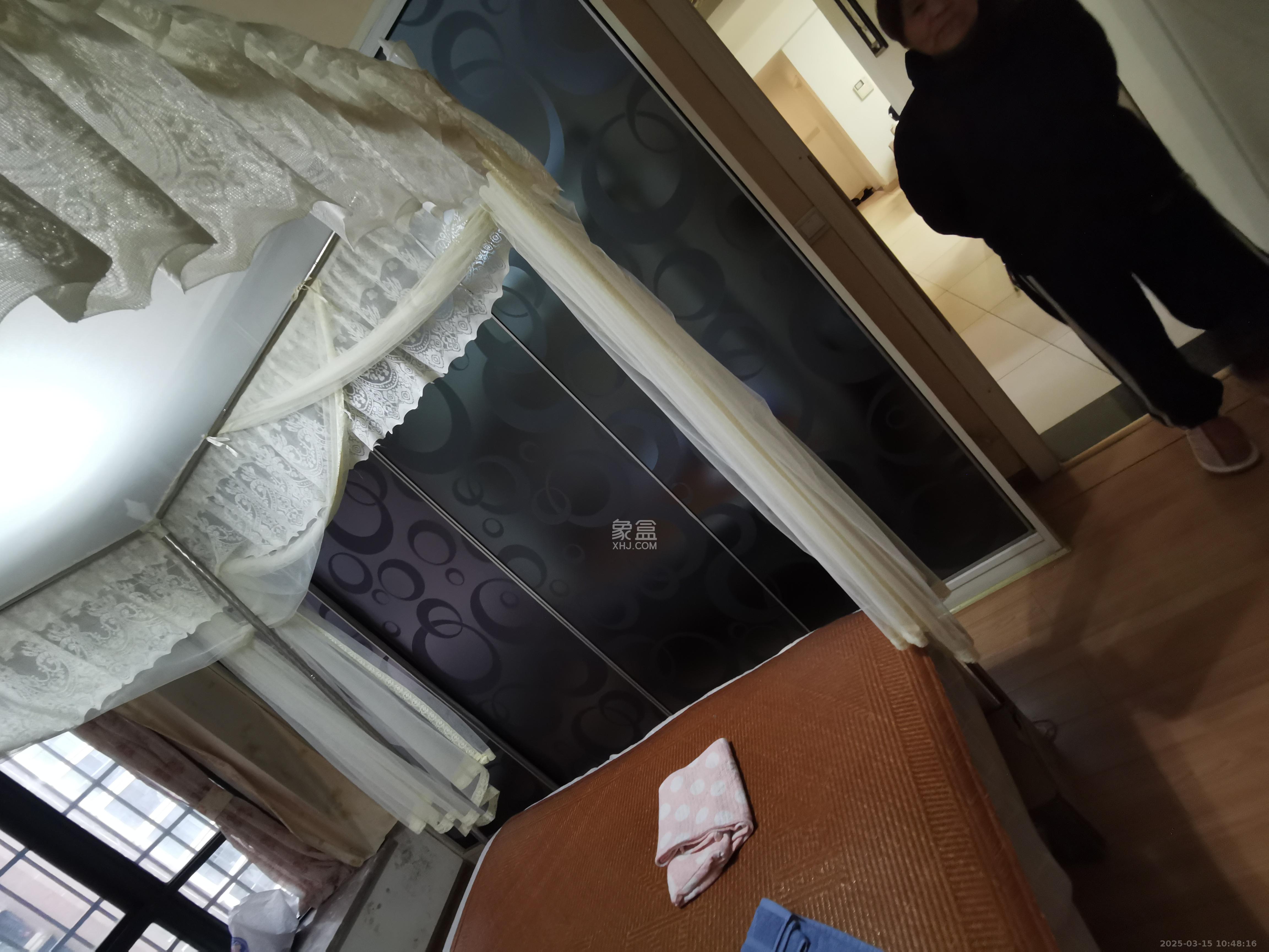 天城湖光山色 4室2厅2卫 3600.0元/月 天城湖光山色 4室2厅2卫 3600.0元/月室内图