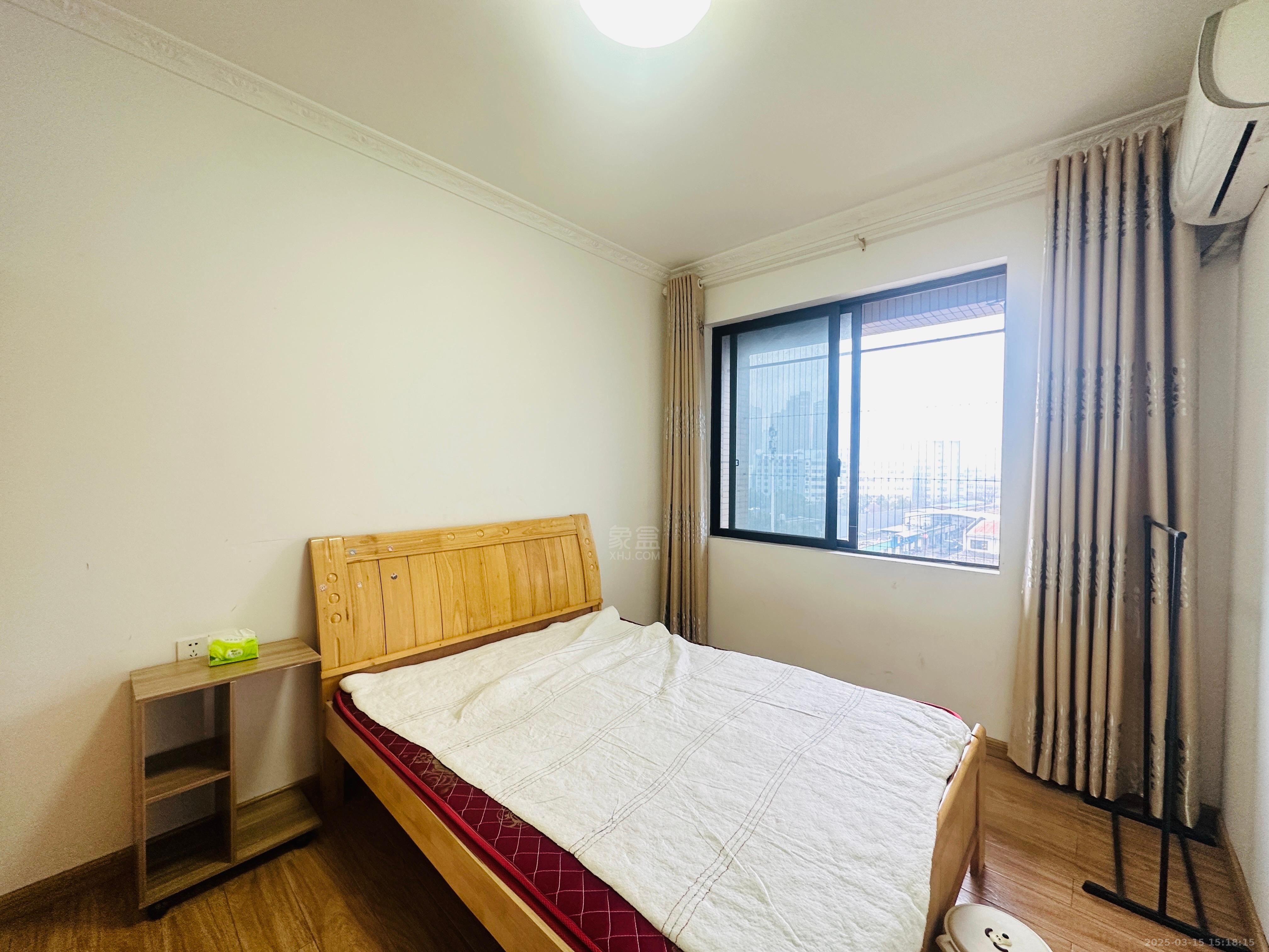 中泰财富湘江 3室2厅1卫 2300.0元/月 中泰财富湘江 3室2厅1卫 2300.0元/月室内图