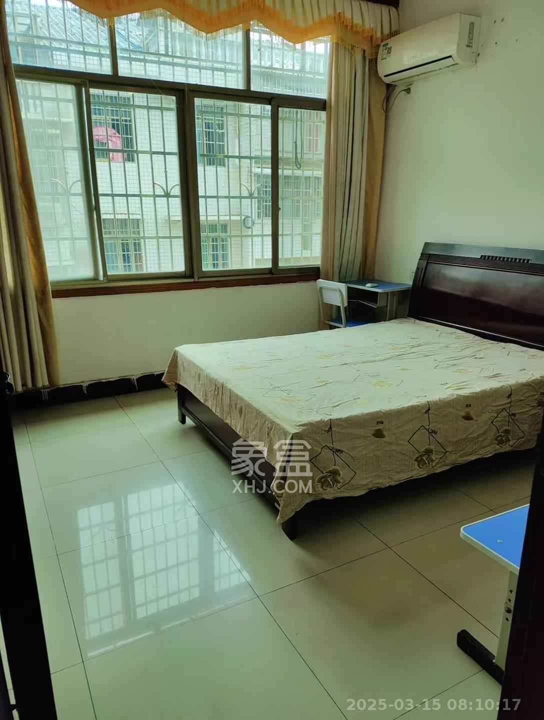 柏家塘小区 1室1厅1卫 1600.0元/月 柏家塘小区 1室1厅1卫 1600.0元/月室内图