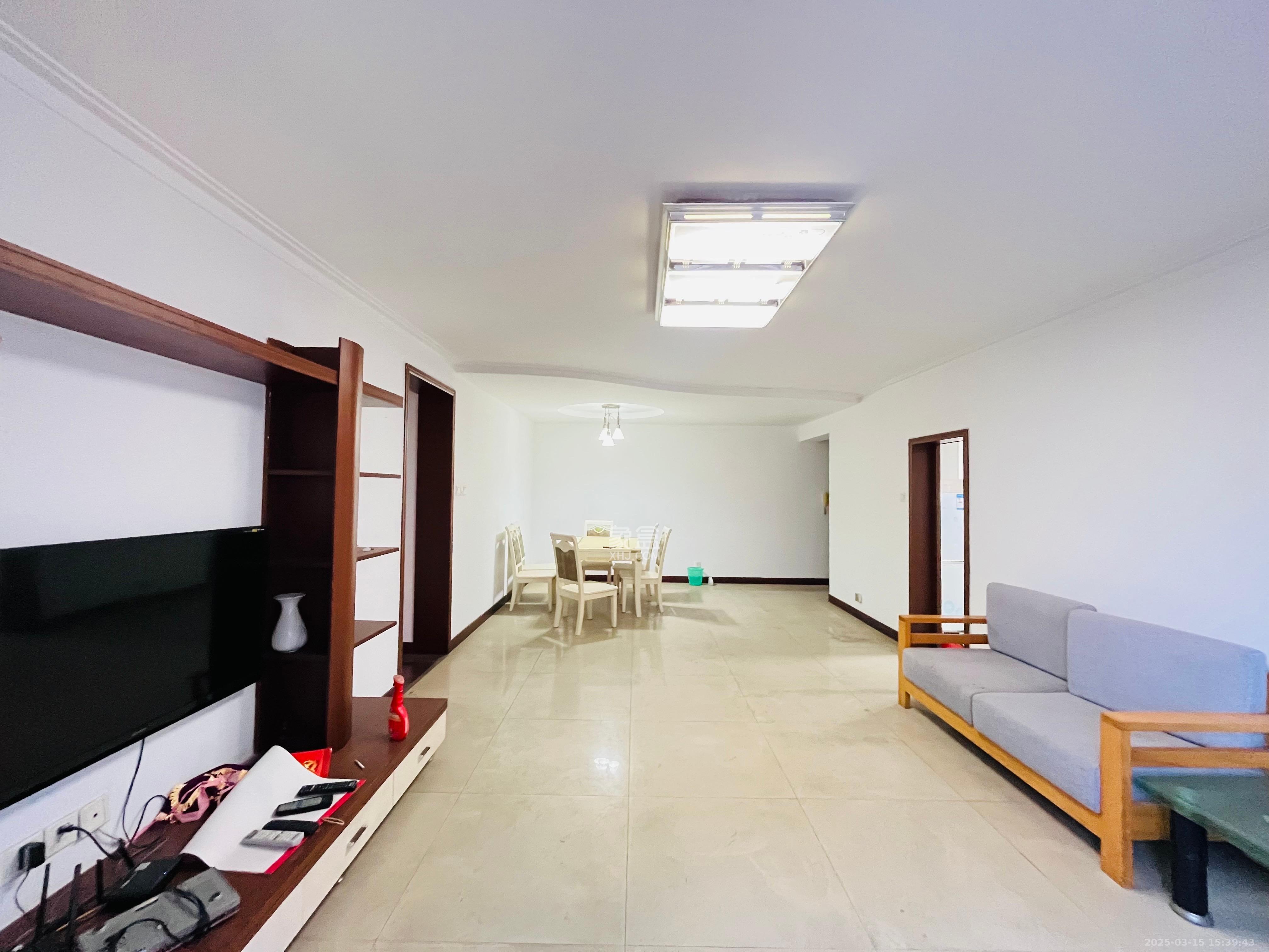 森宇佳园 3室2厅1卫 3200.0元/月 森宇佳园 3室2厅1卫 3200.0元/月室内图