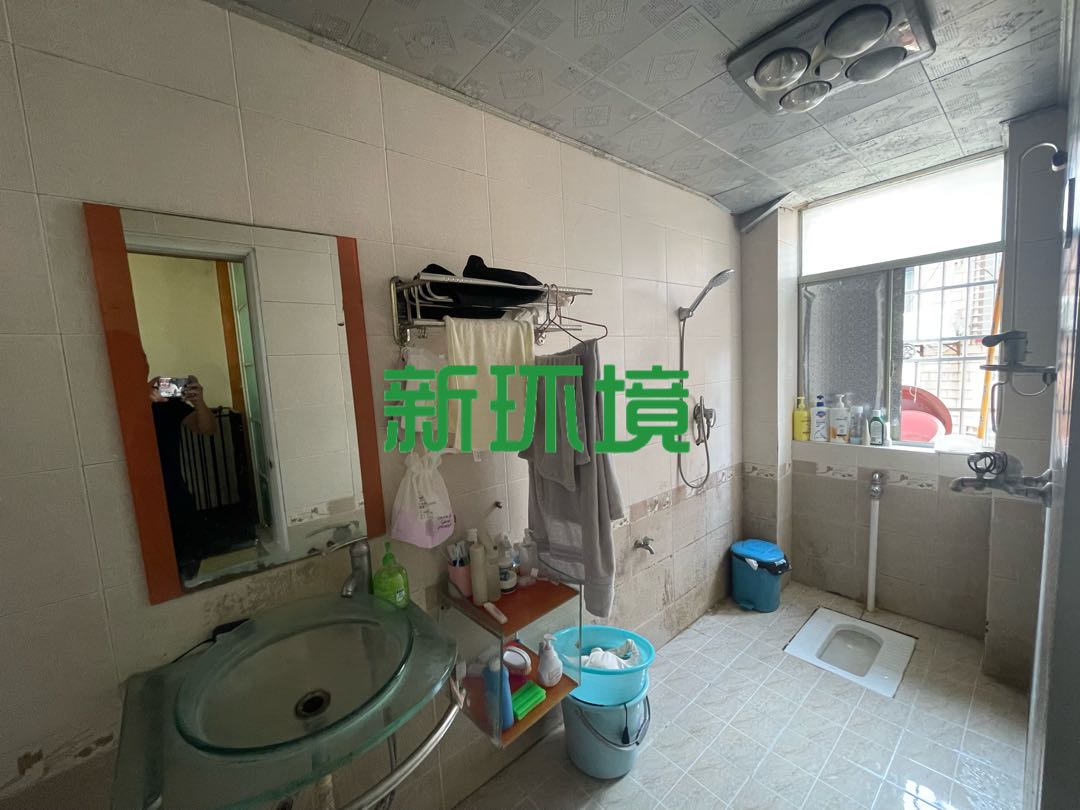 福源小区  2室2厅1卫   36.80万客厅