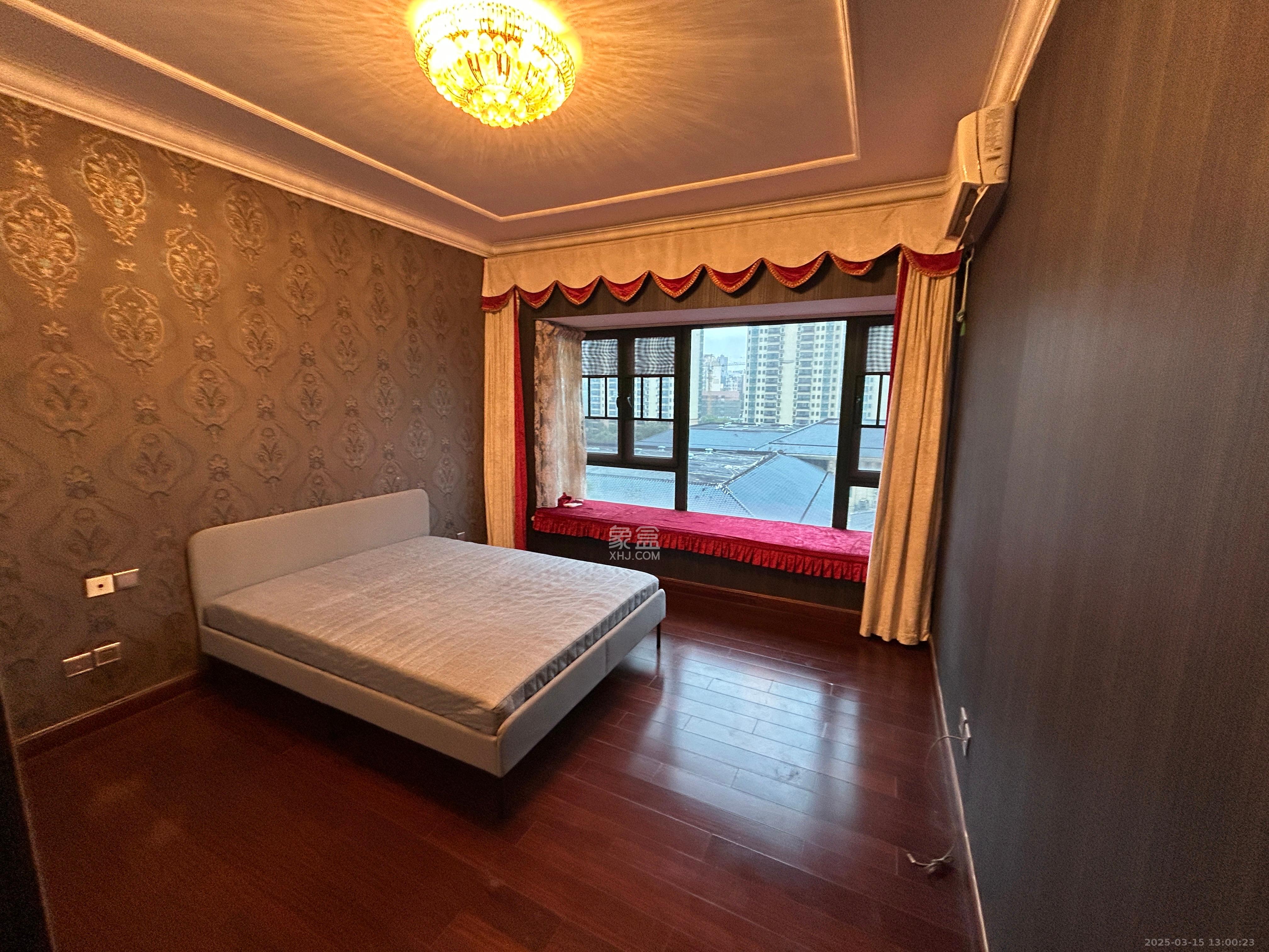 恒大雅苑 3室2厅2卫 2500.0元/月 恒大雅苑 3室2厅2卫 2500.0元/月室内图