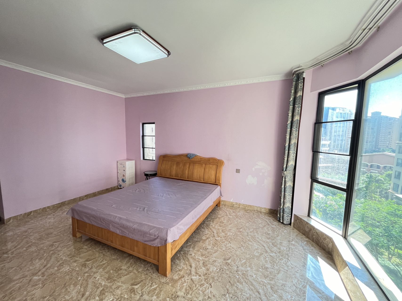 滨江帝景二期(三期) 4室2厅2卫 3800.0元/月 滨江帝景二期(三期) 4室2厅2卫 3800.0元/月室内图