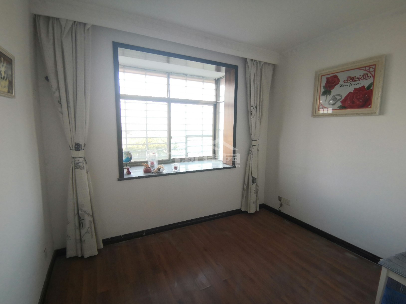 颐乐新村北苑 4室2厅2卫 1700.0元/月 颐乐新村北苑 4室2厅2卫 1700.0元/月室内图