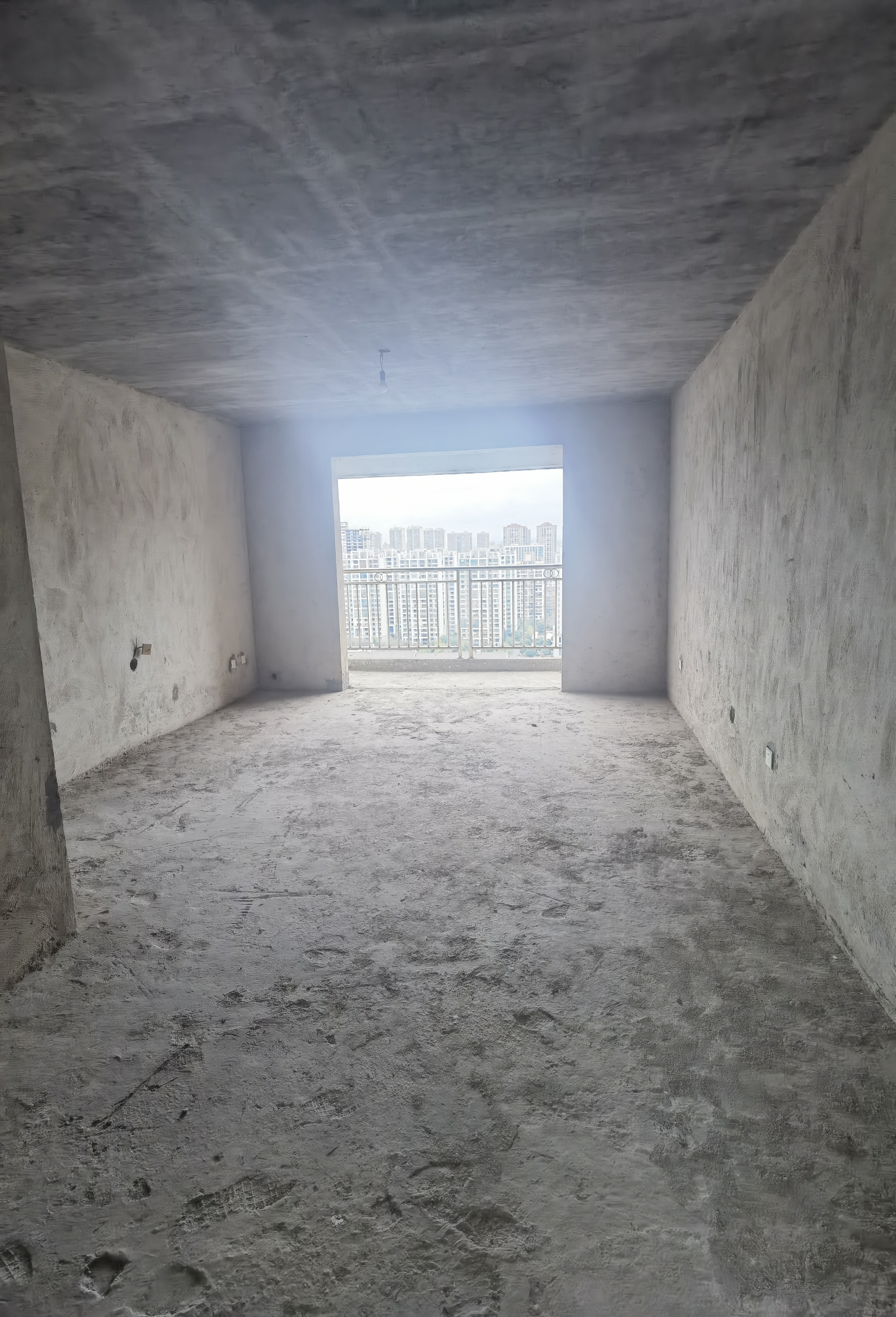 鸿都苑 3室2厅2卫 65.8万 鸿都苑 3室2厅2卫 65.8万客厅