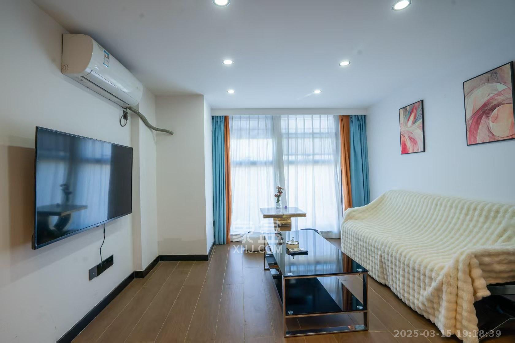 达美溪湖湾  2室1厅1卫    2000.0元/月 达美溪湖湾  2室1厅1卫    2000.0元/月室内图