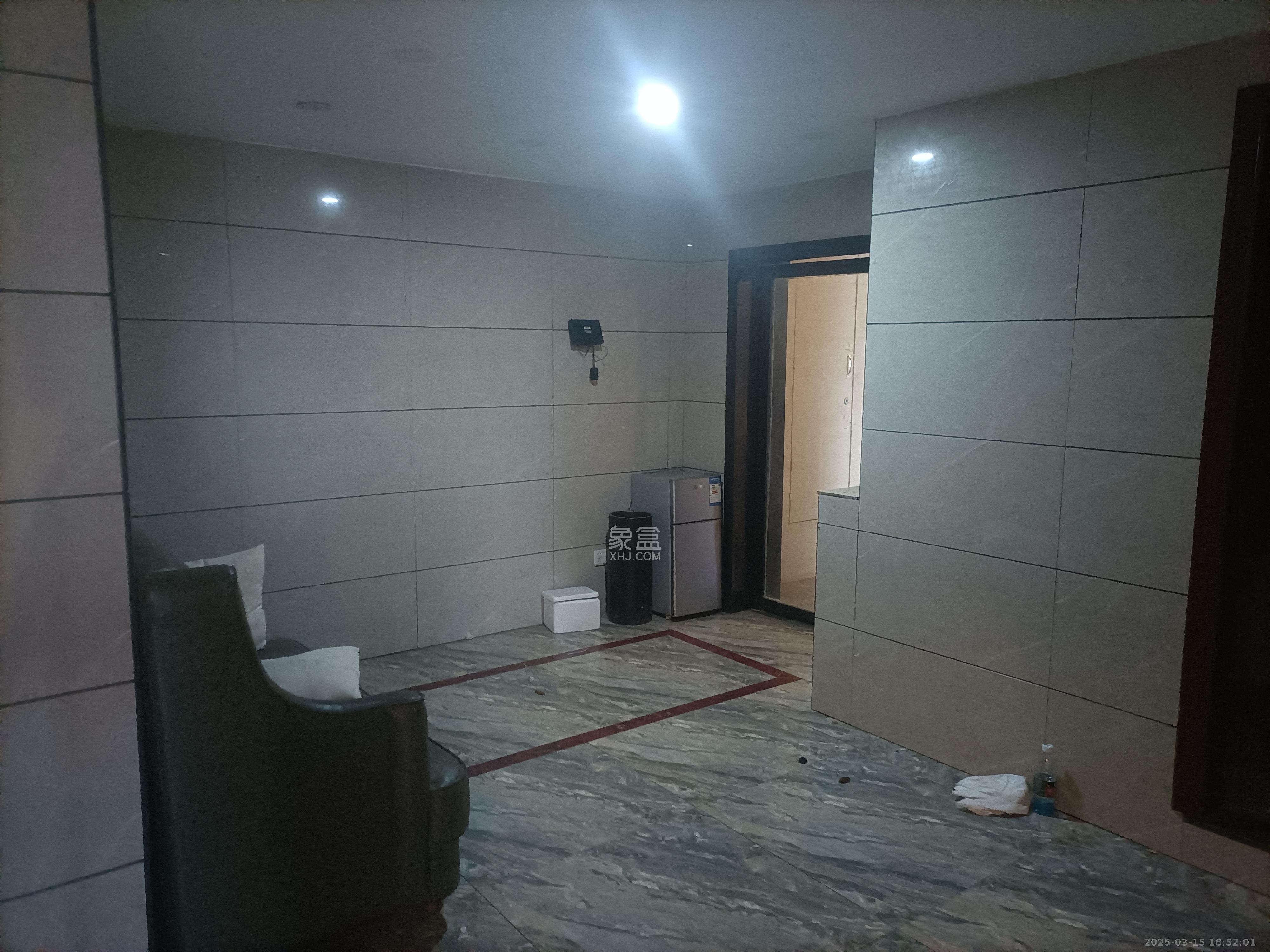 恒大国际广场   53.25㎡      4500.0元/月室内图