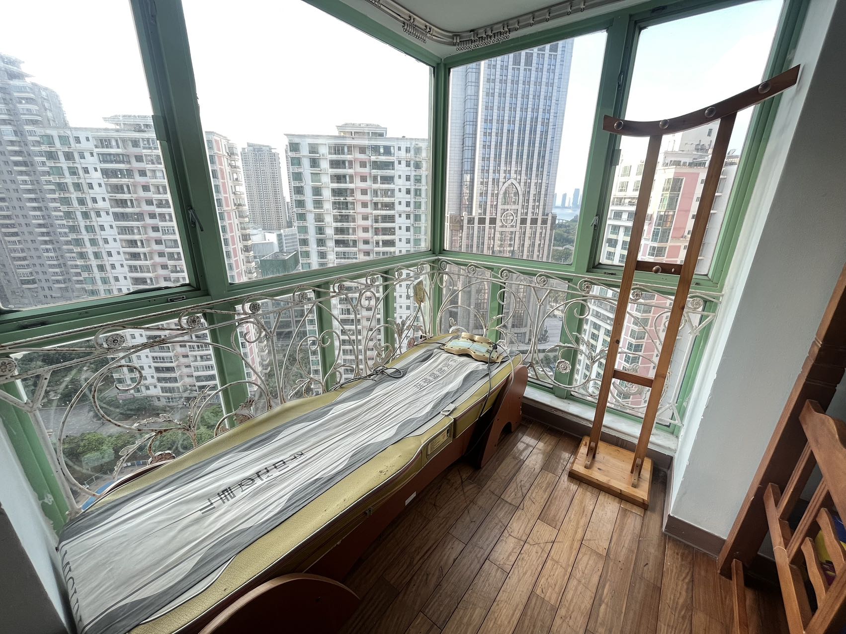 置地花园 4室2厅1卫 180.0万 置地花园 4室2厅1卫 180.0万室内图