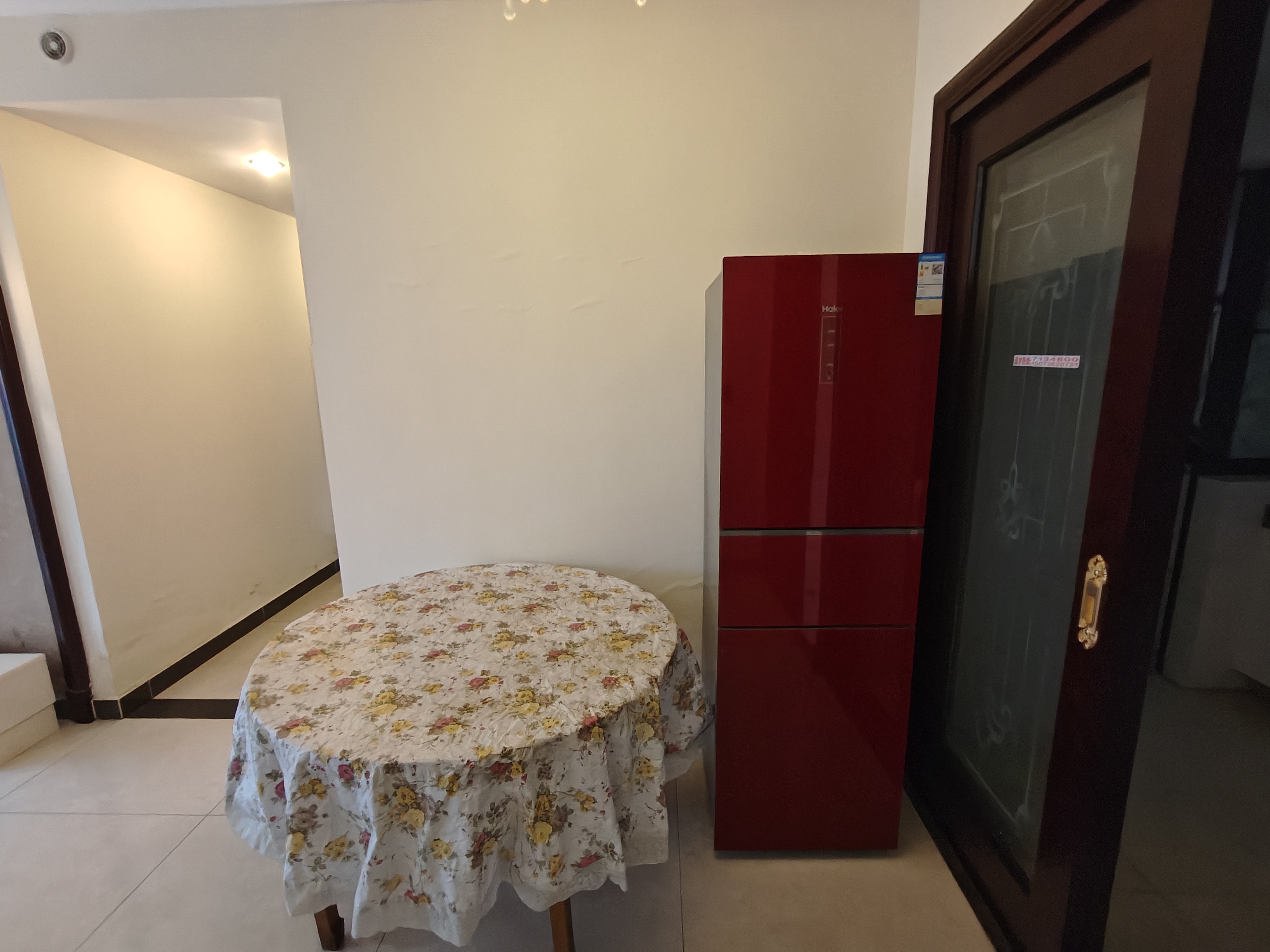 恒大华府 3室1厅1卫 1600.0元/月 恒大华府 3室1厅1卫 1600.0元/月室内图