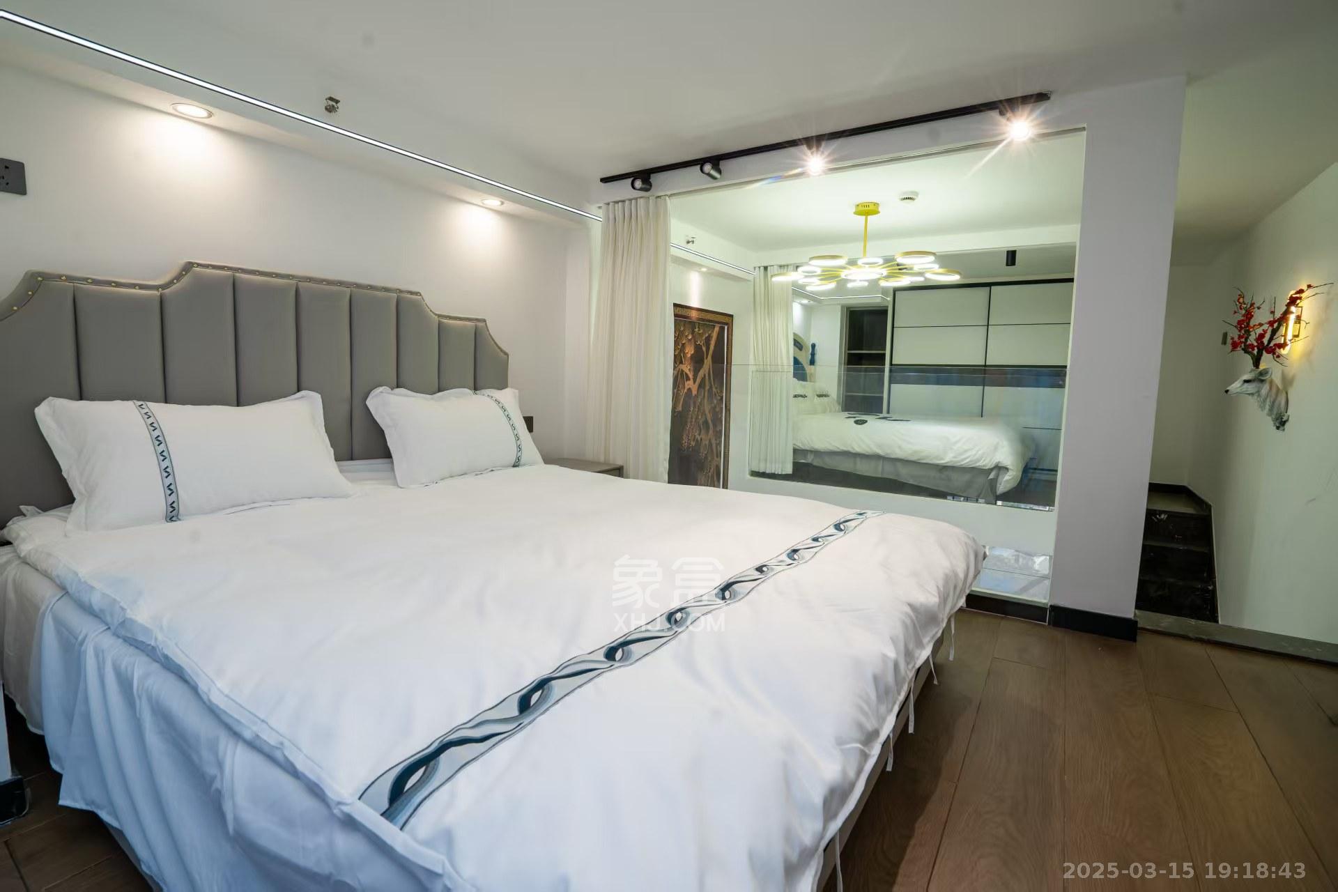 达美溪湖湾  2室1厅1卫    2000.0元/月 达美溪湖湾  2室1厅1卫    2000.0元/月室内图