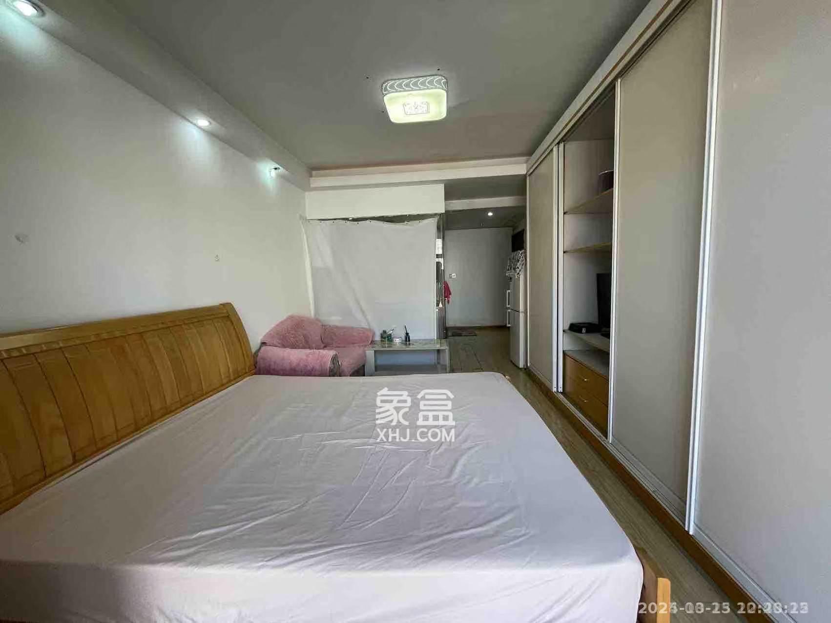 融橙上品  1室0厅0卫   1200.00元/月室内图