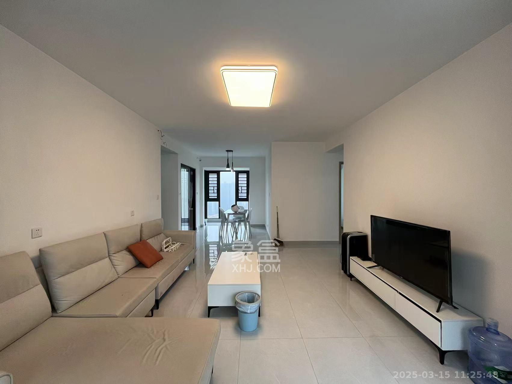 德奥悦东方 4室2厅2卫 4000.0元/月 德奥悦东方 4室2厅2卫 4000.0元/月室内图