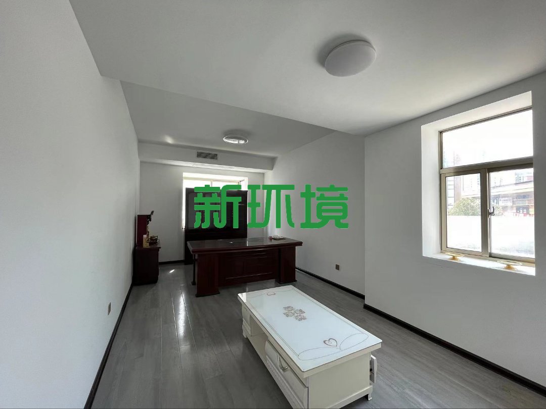 西溪美景  3室2厅2卫   85.00万客厅