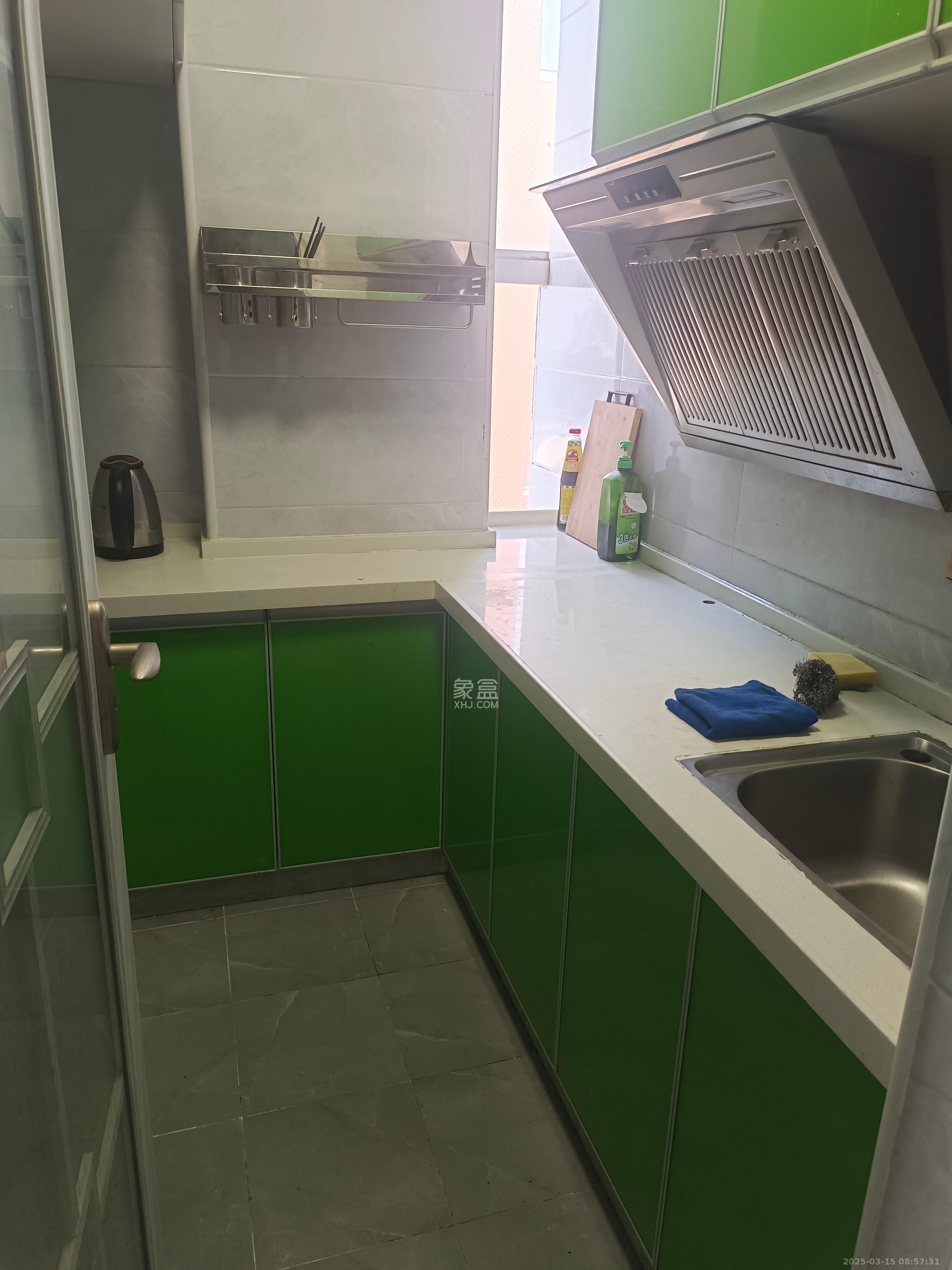 东业上城嘉苑(晟悦国际)  1室1厅1卫    1500.0元/月 东业上城嘉苑(晟悦国际)  1室1厅1卫    1500.0元/月室内图