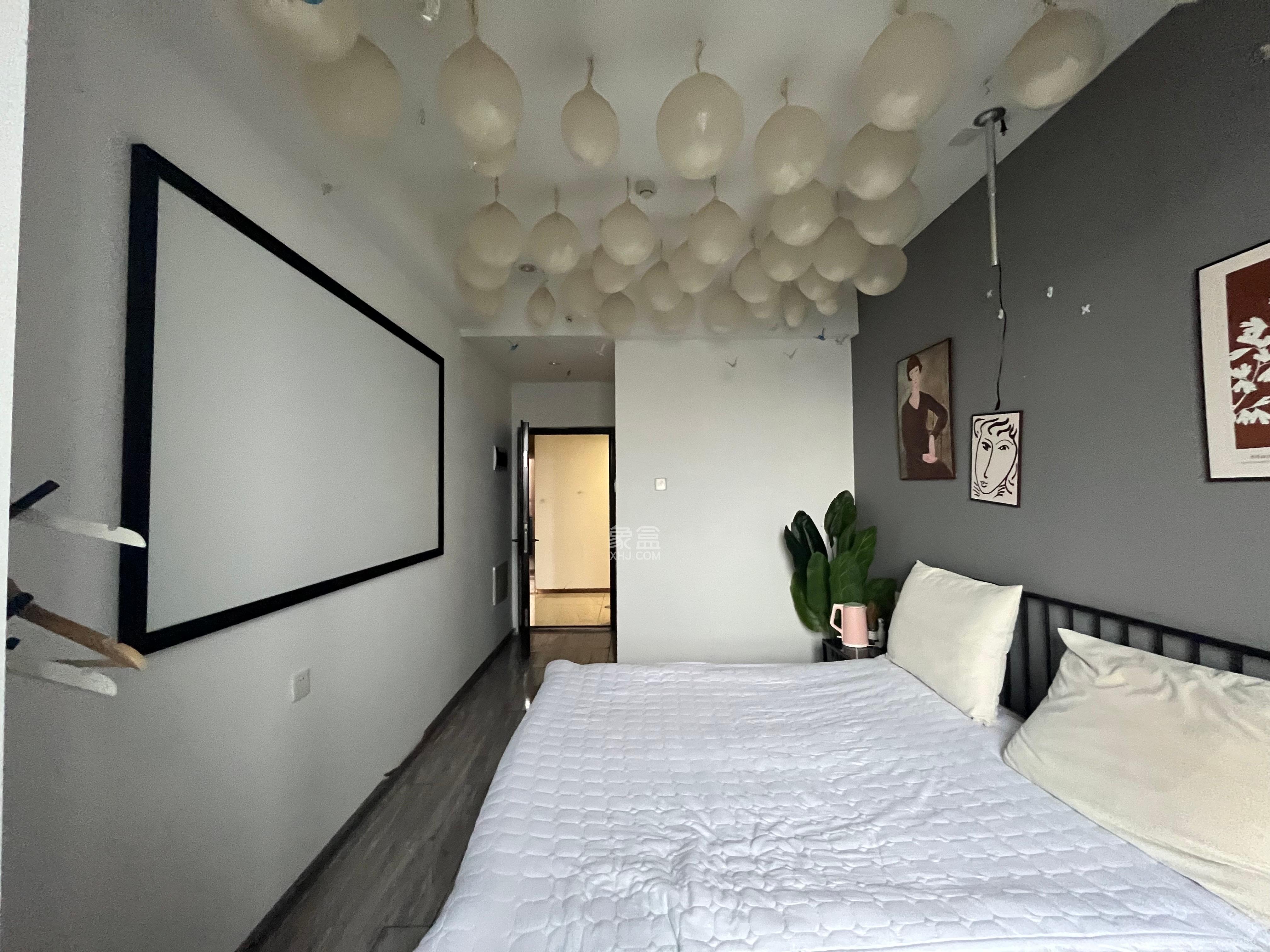 洋湖时代  1室1厅1卫    1200.0元/月室内图