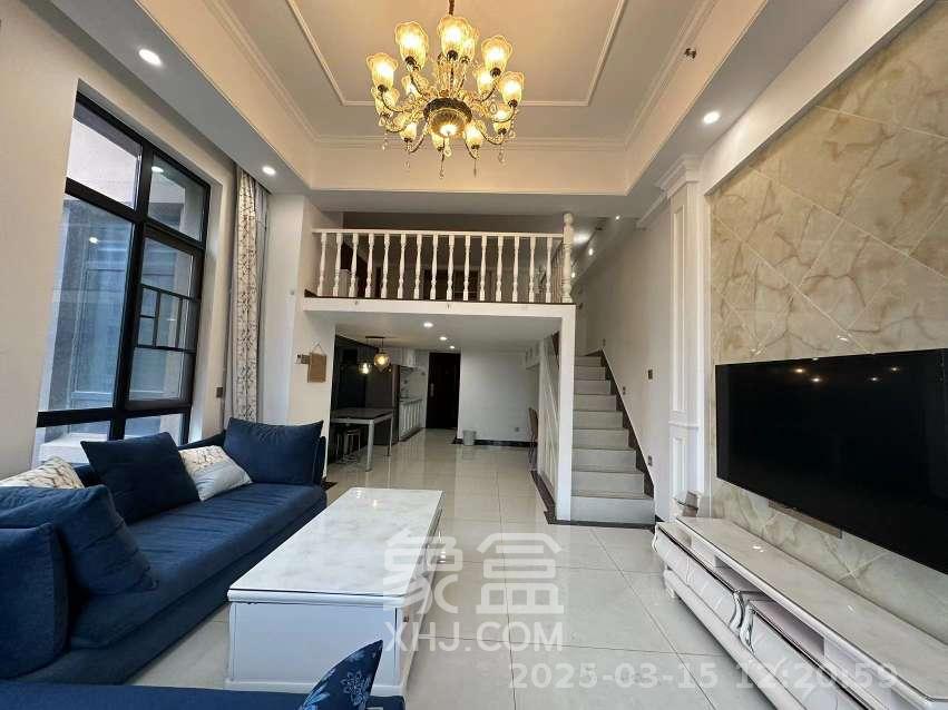 荣悦台  1室1厅1卫   2500.00元/月室内图