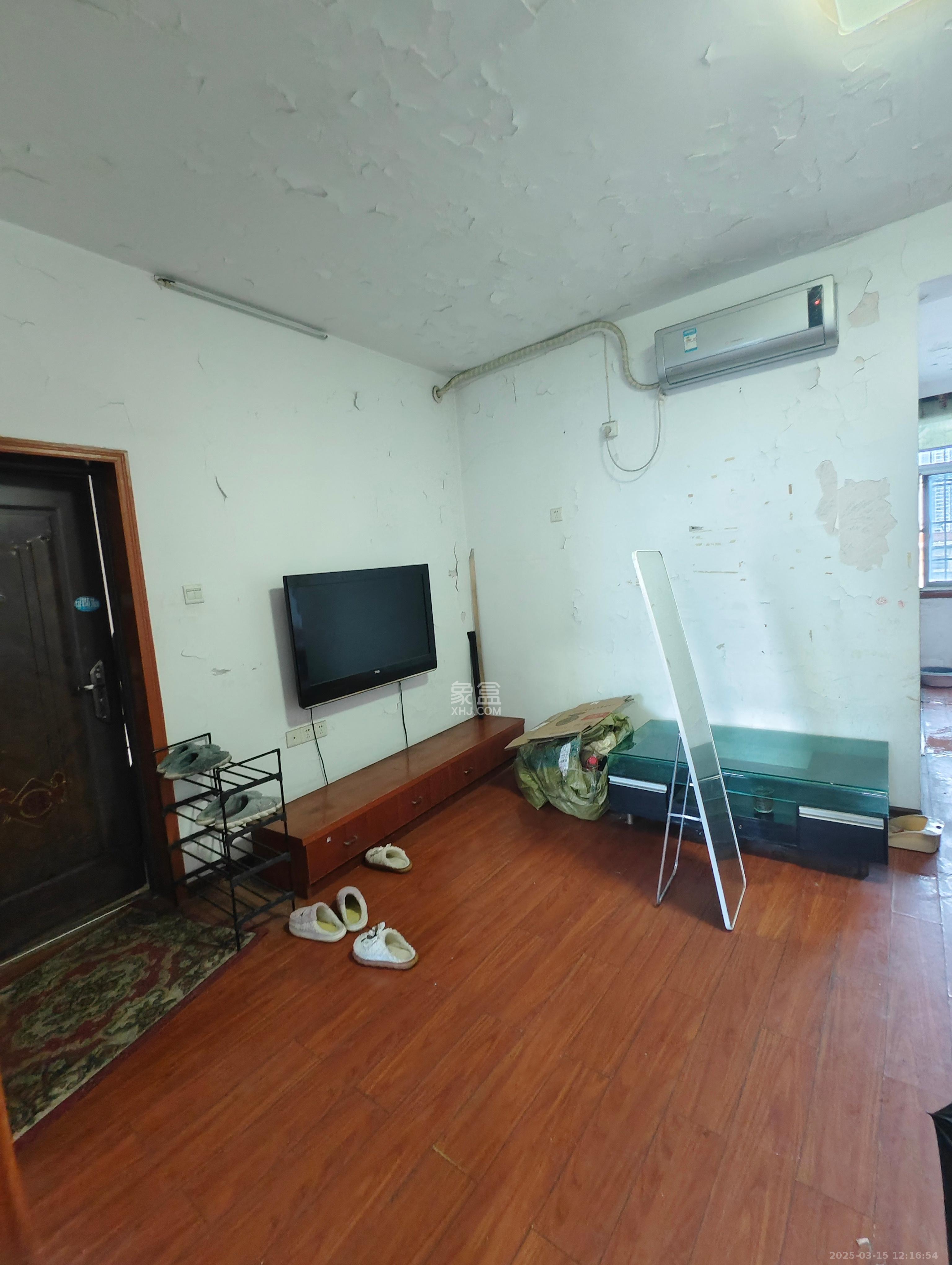 左家塘公安局宿舍 2室1厅1卫 900.0元/月 左家塘公安局宿舍 2室1厅1卫 900.0元/月室内图