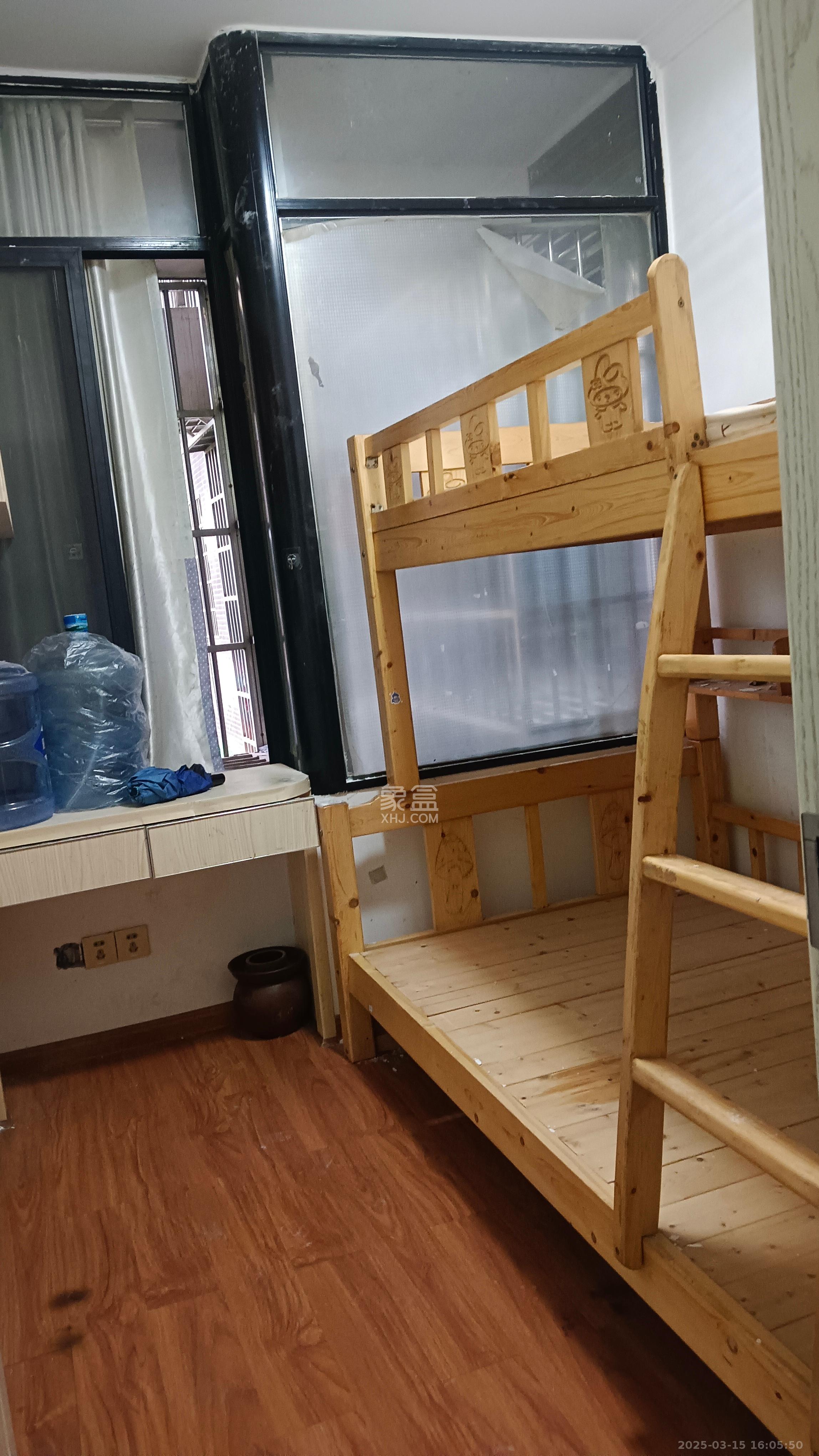 金富星城  3室2厅1卫    1500.0元/月 金富星城  3室2厅1卫    1500.0元/月